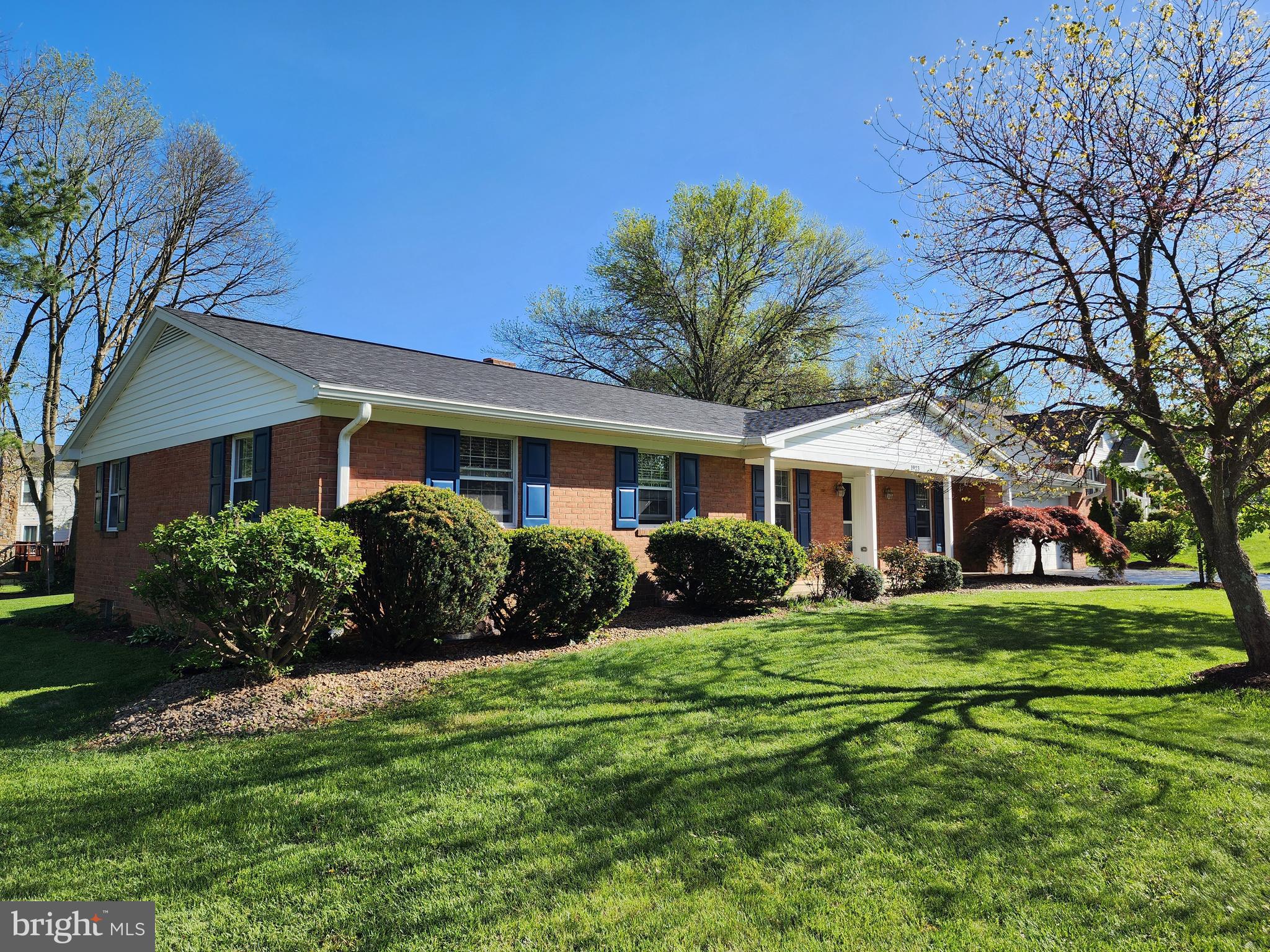 BRIGHTWOOD ACRES - Residential