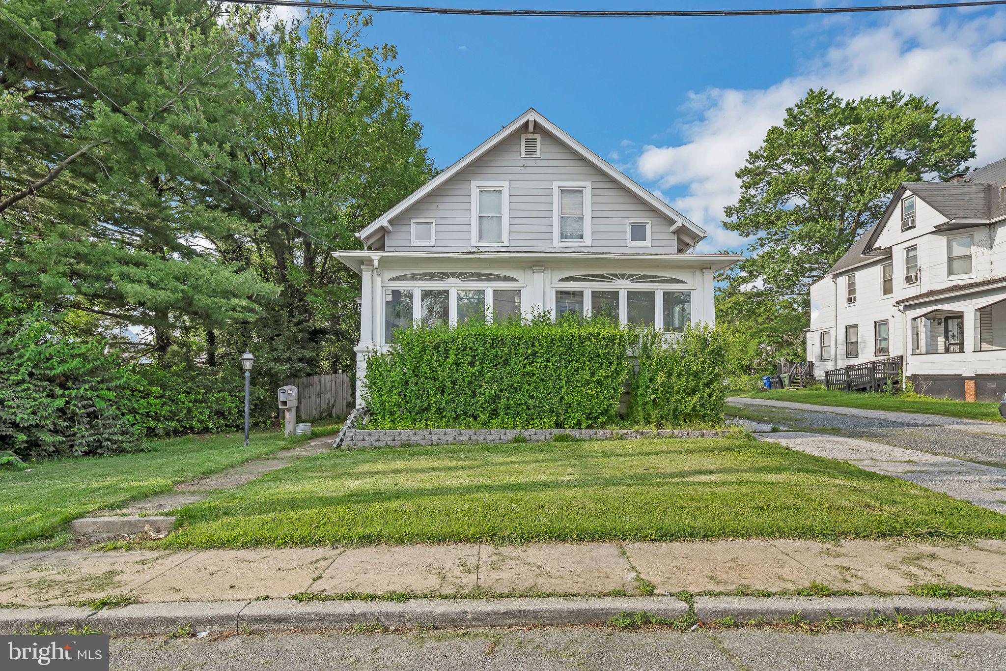 Looking for charm, space, and a layout that actually makes sense? This well-maintained 3-story Craftsman has it all—warm character, modern updates, and a flexible floor plan that works for everyday living or hosting a crowd.
Step inside from the side entrance into a welcoming foyer, where you’re greeted by a bright, open layout. To the left, the kitchen shines with granite countertops, white cabinetry, stainless steel appliances, and wood floors, while a bar-height counter flows into a spacious dining room. A powder room is tucked just off the kitchen, with easy access to the fully fenced backyard—ideal for pets or backyard BBQs.
A generous living room features a decorative fireplace and opens to a sunny bonus room—perfect for your morning coffee or plant haven.
Upstairs, 3 well-sized bedrooms offer plenty of closet space and share a full hall bath. The finished lower level includes a 4th bedroom, another full bath, laundry area, and a cozy family room, plus walk-out access to the backyard.
With fresh 6-foot privacy fencing and a flat lot made for gatherings, there’s room to relax or run around. And with a long driveway that fits 3 cars, you won’t have to stress about parking.
This home is move-in ready with just the right blend of charm and convenience!
