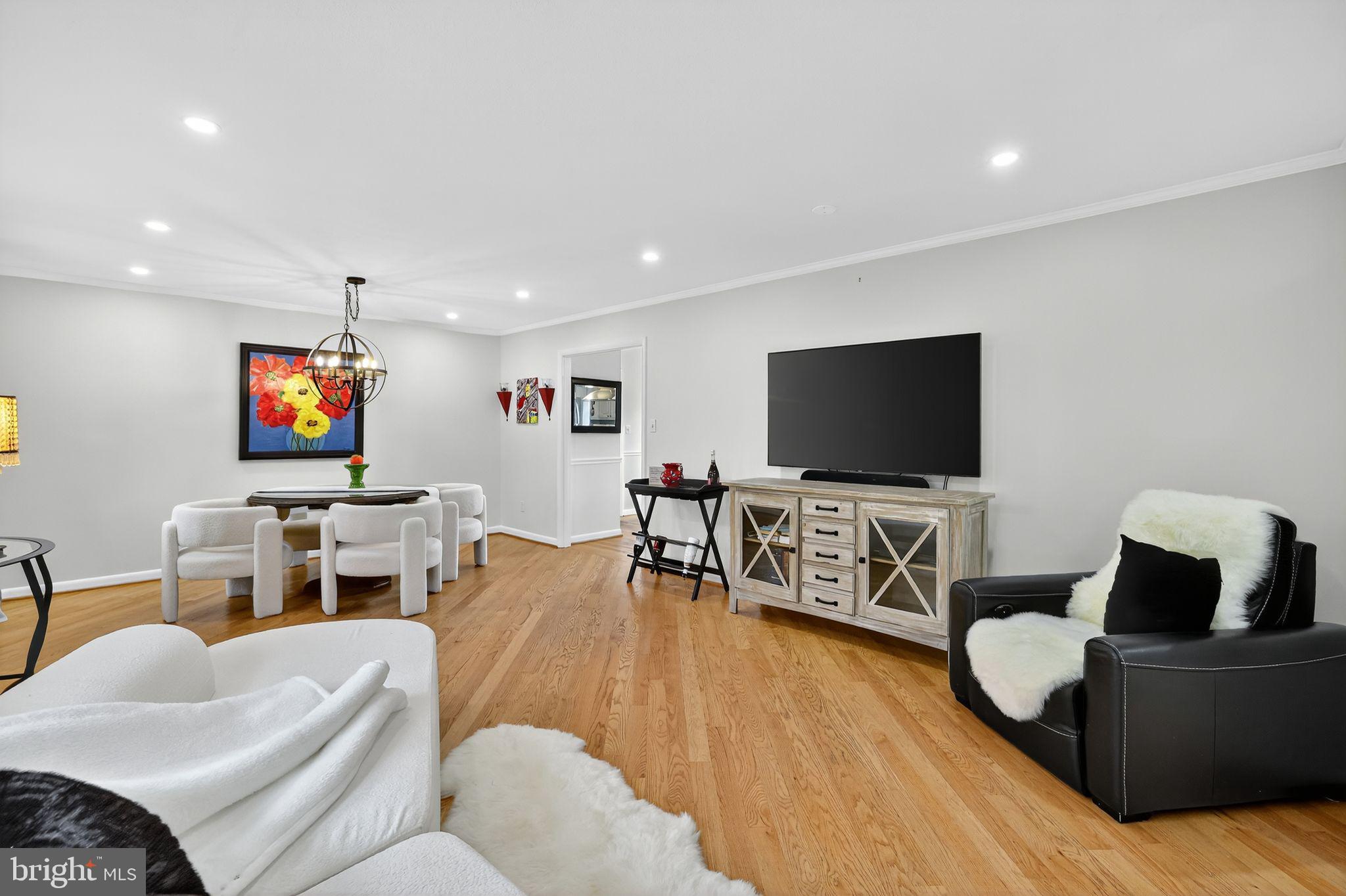 GAYFIELDS - Residential