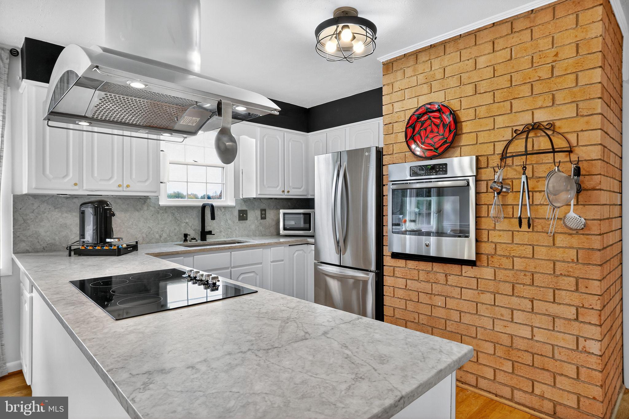 GAYFIELDS - Residential