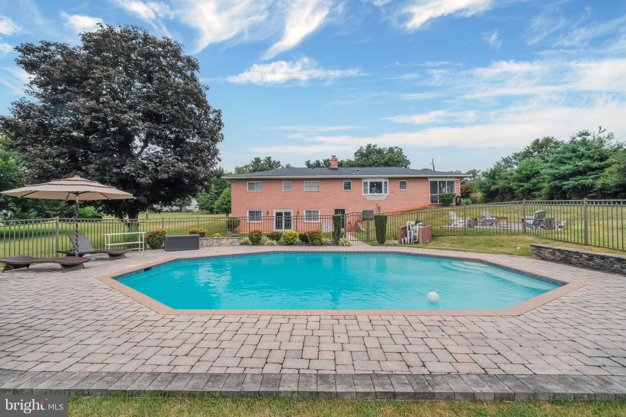 GAYFIELDS - Residential