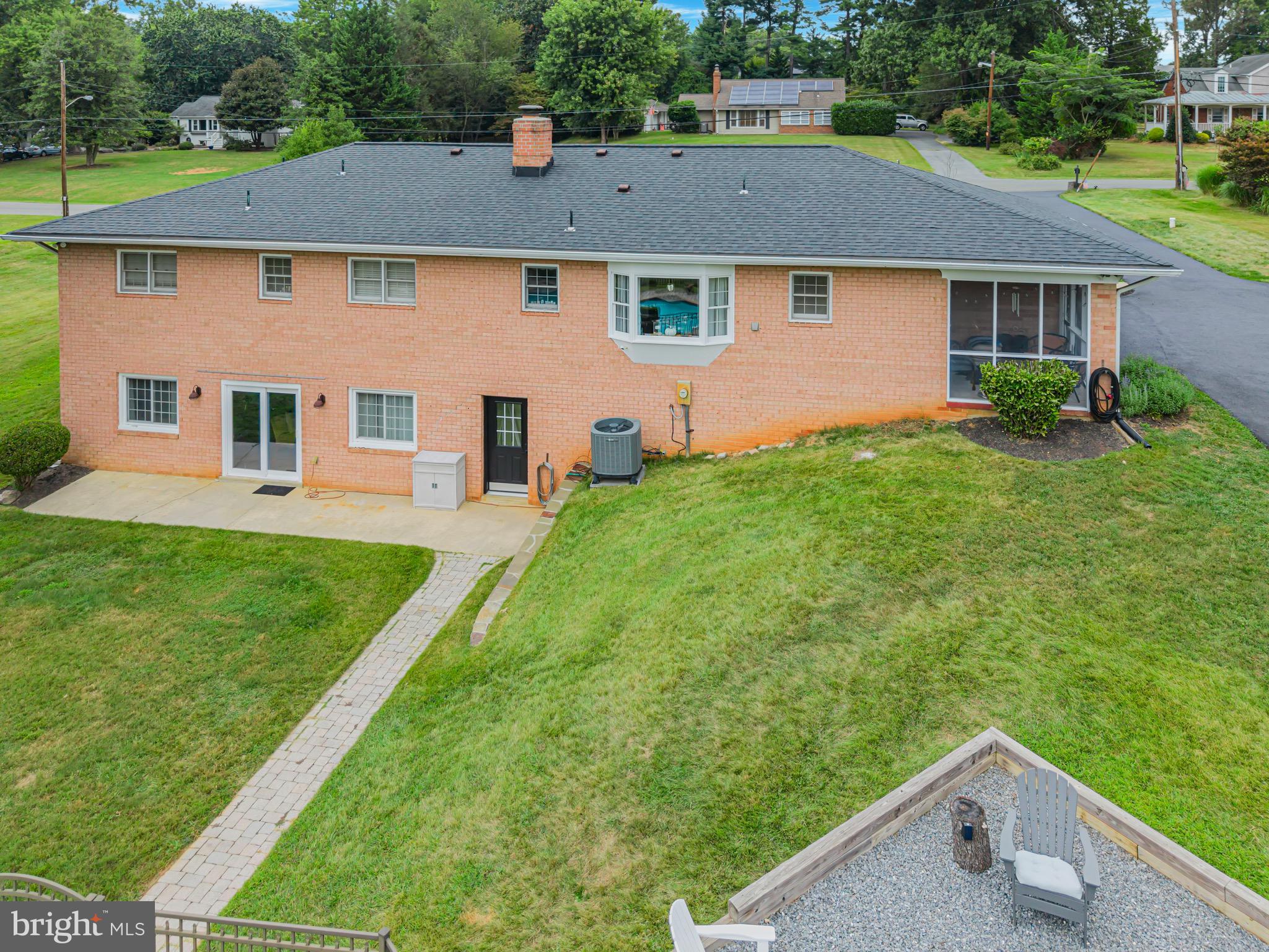 GAYFIELDS - Residential