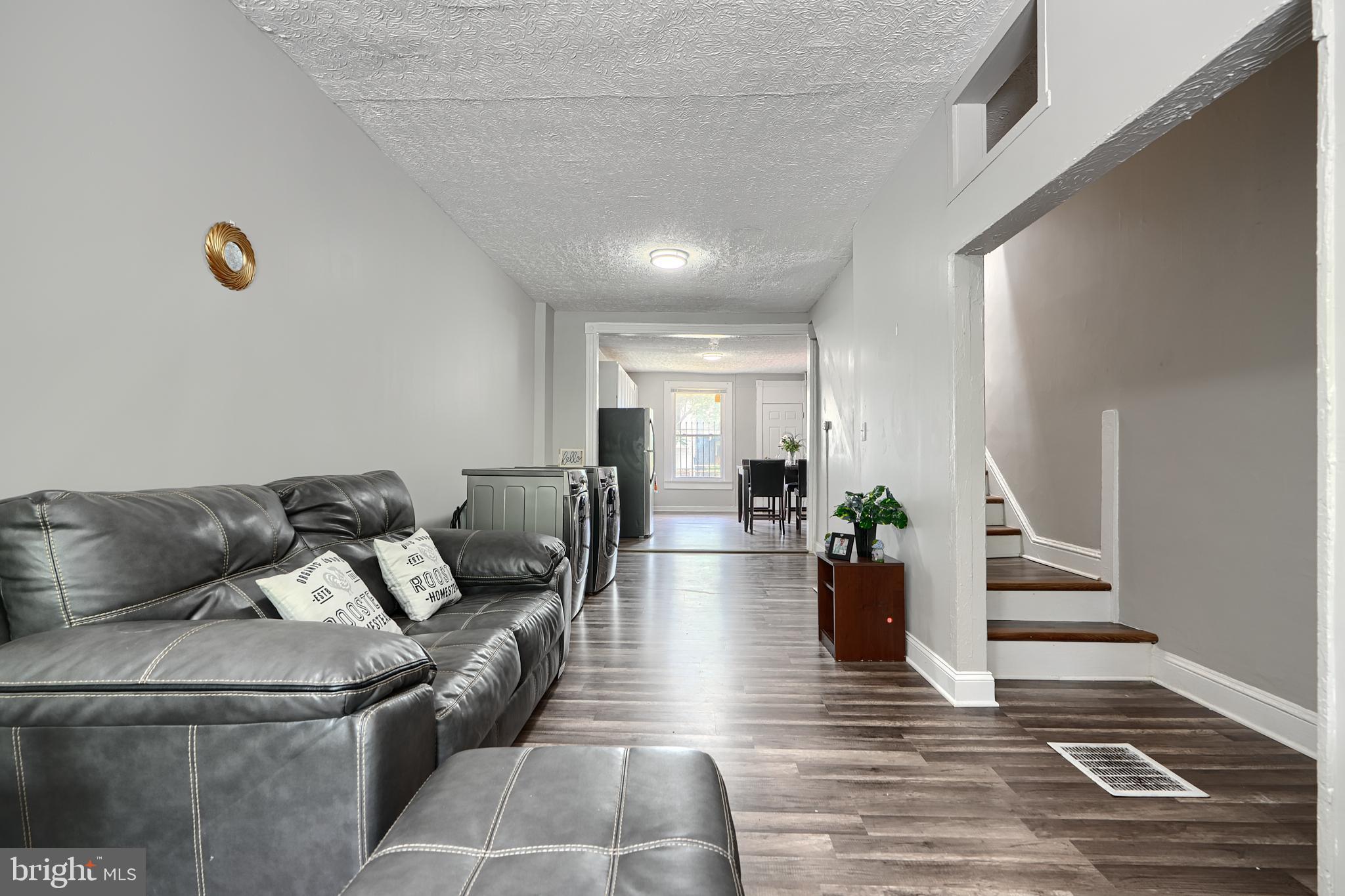 MADISON EASTEND - Residential