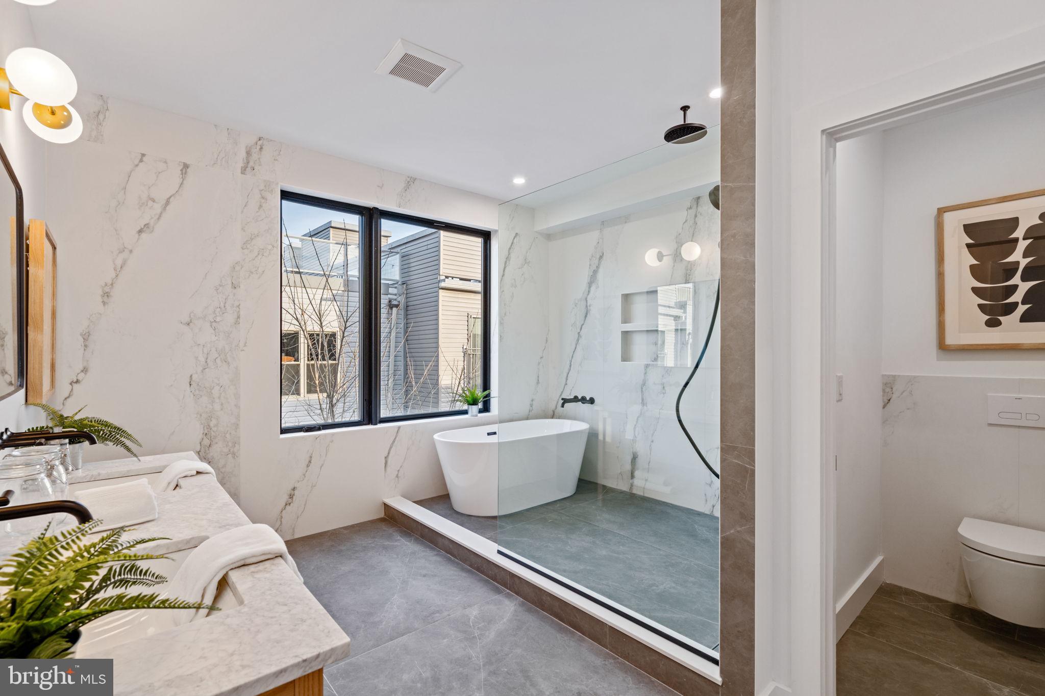 FAIRMOUNT - Residential