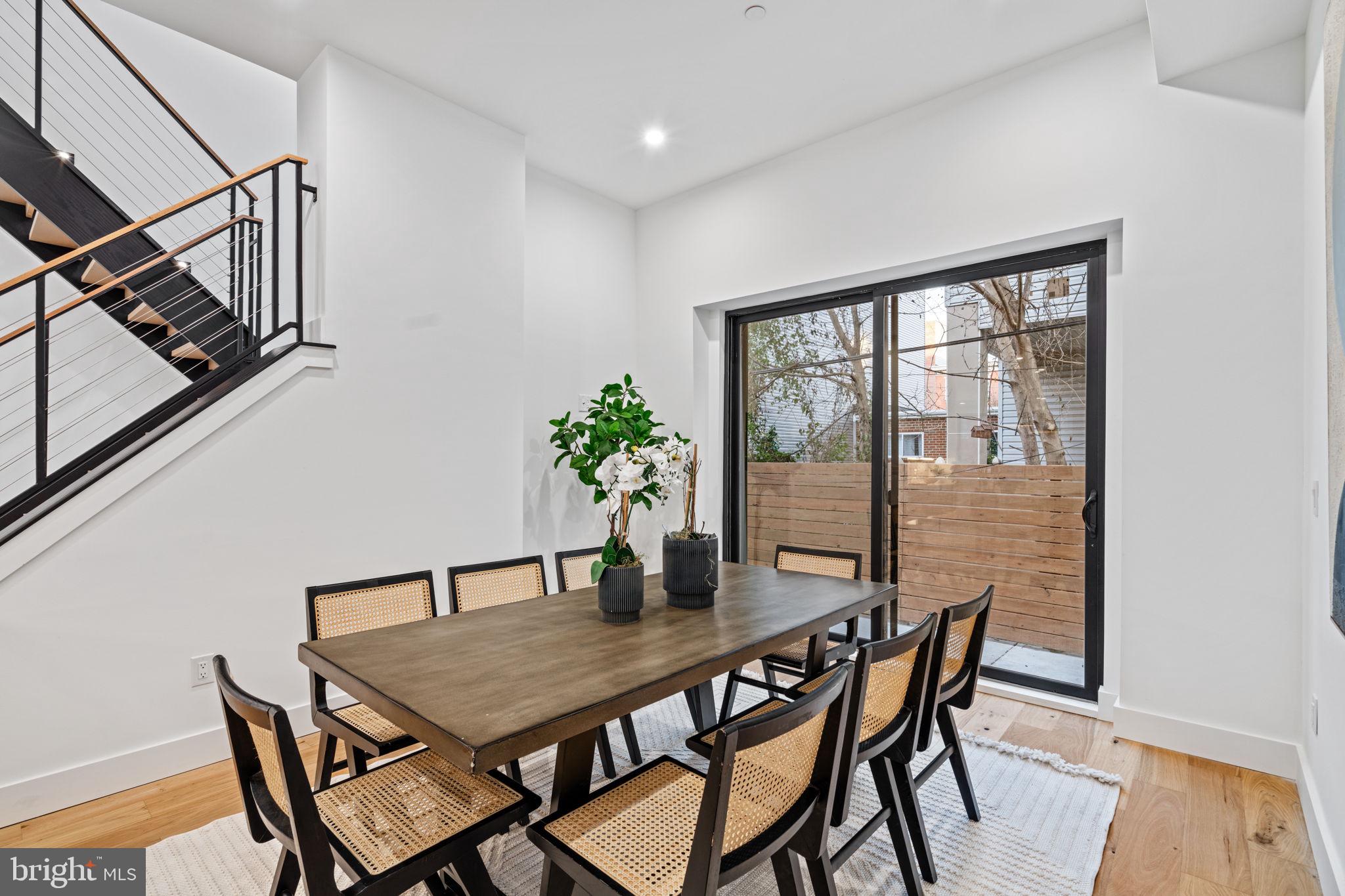 FAIRMOUNT - Residential