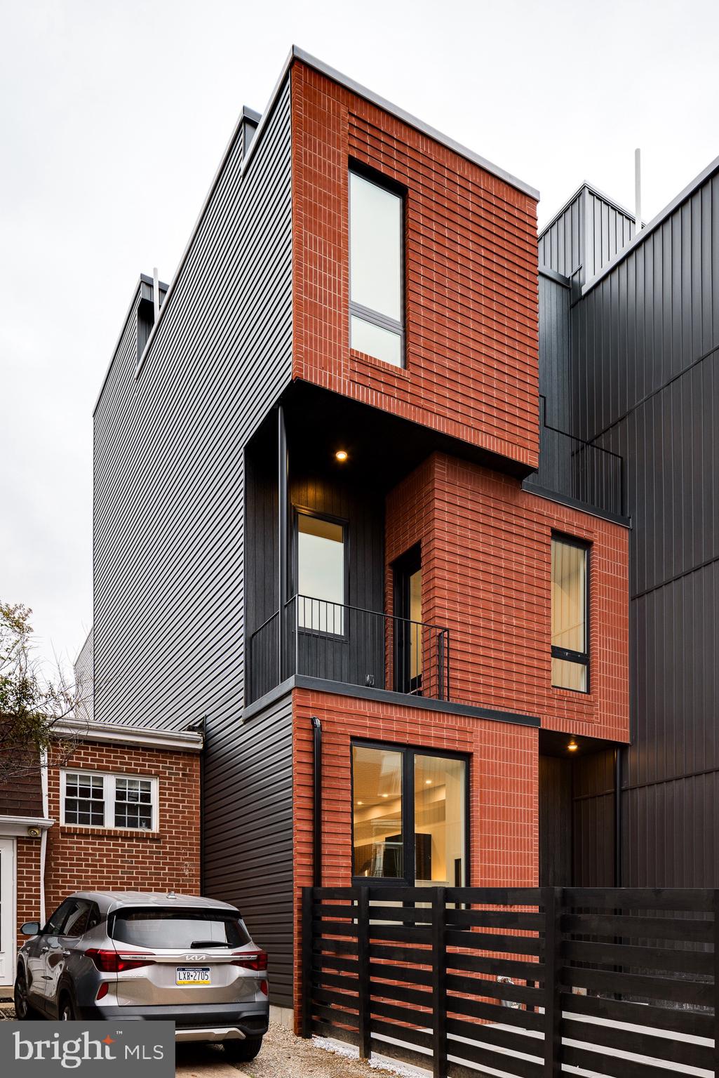 FAIRMOUNT - Residential