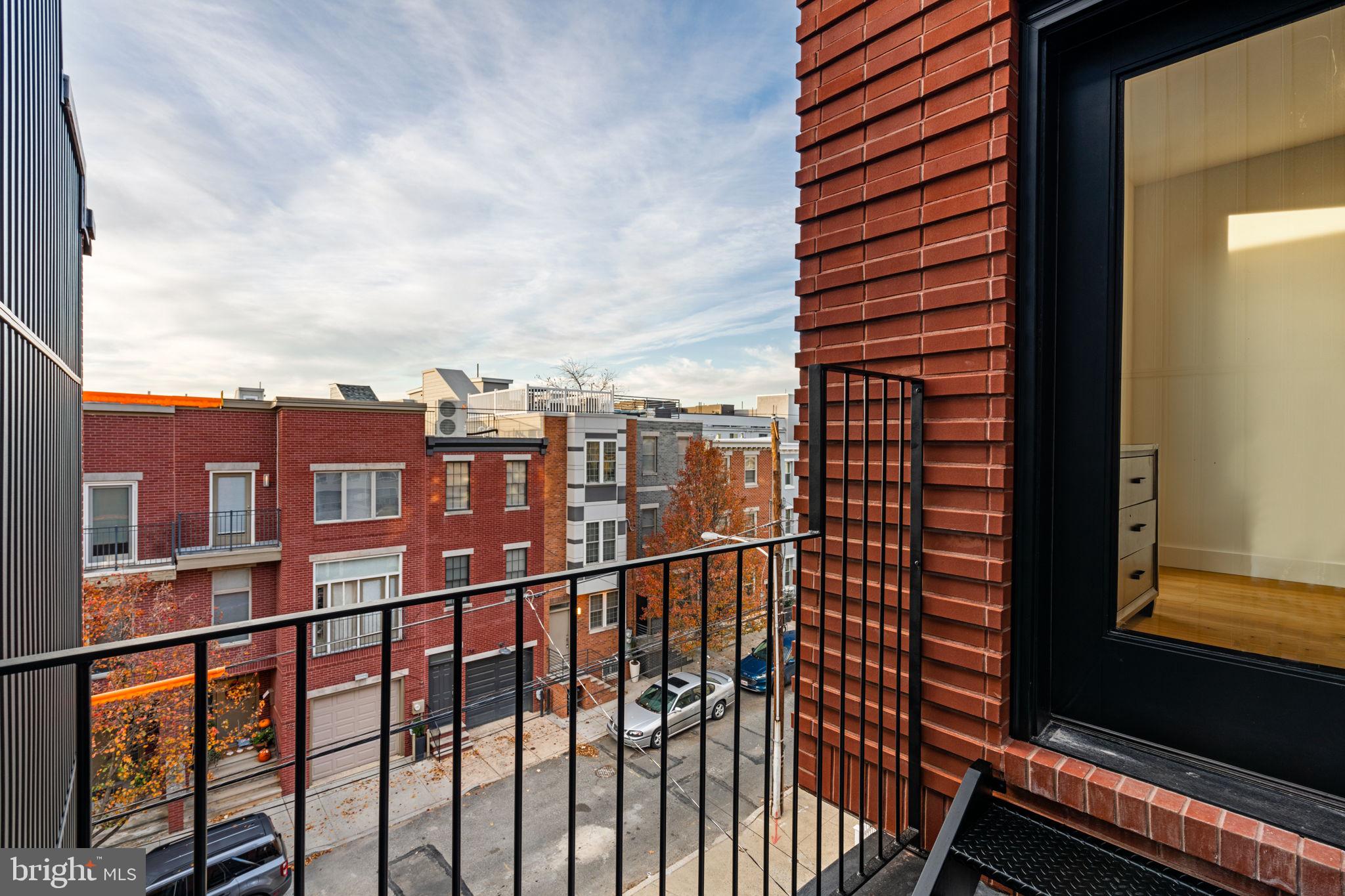 FAIRMOUNT - Residential