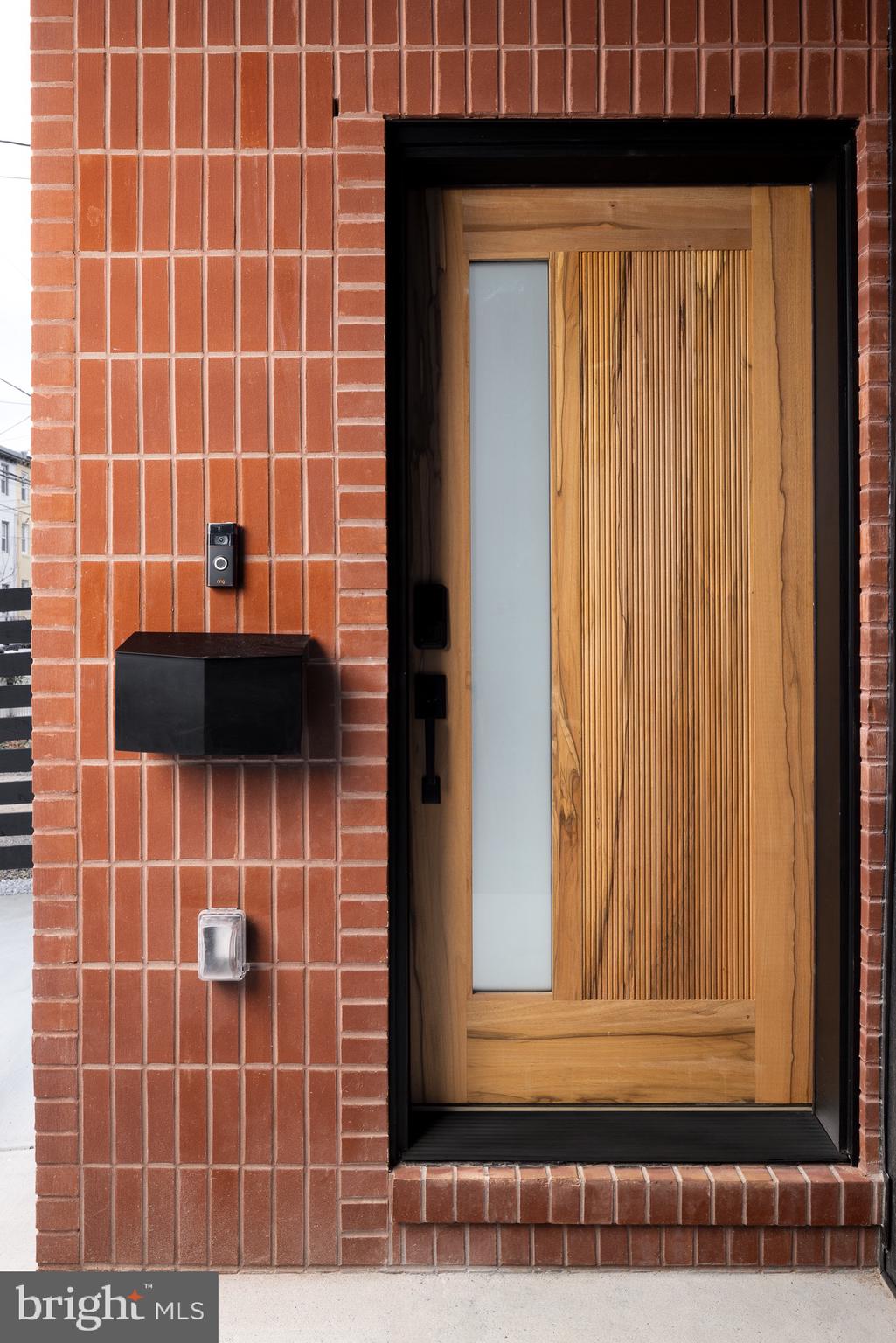 FAIRMOUNT - Residential