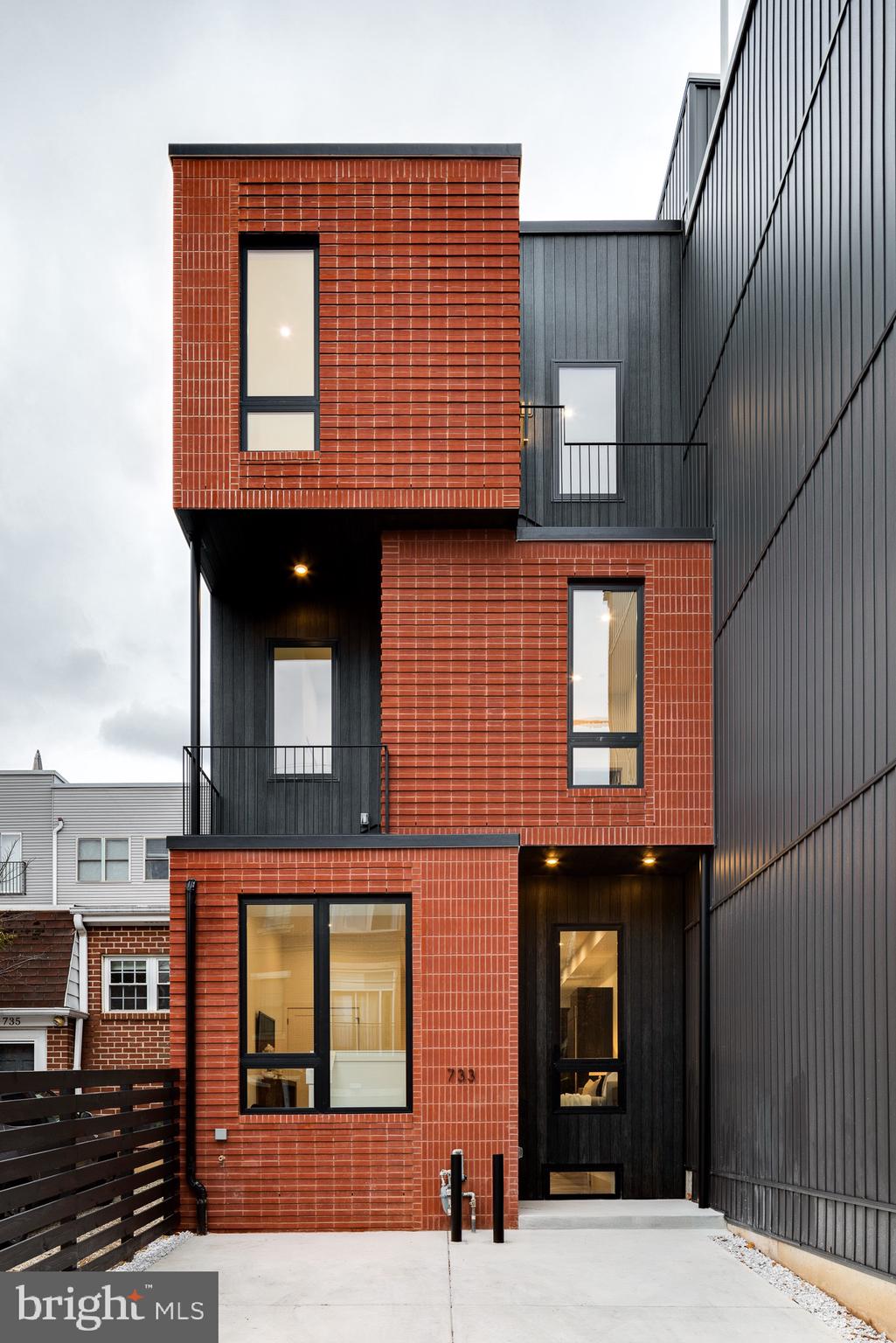 FAIRMOUNT - Residential