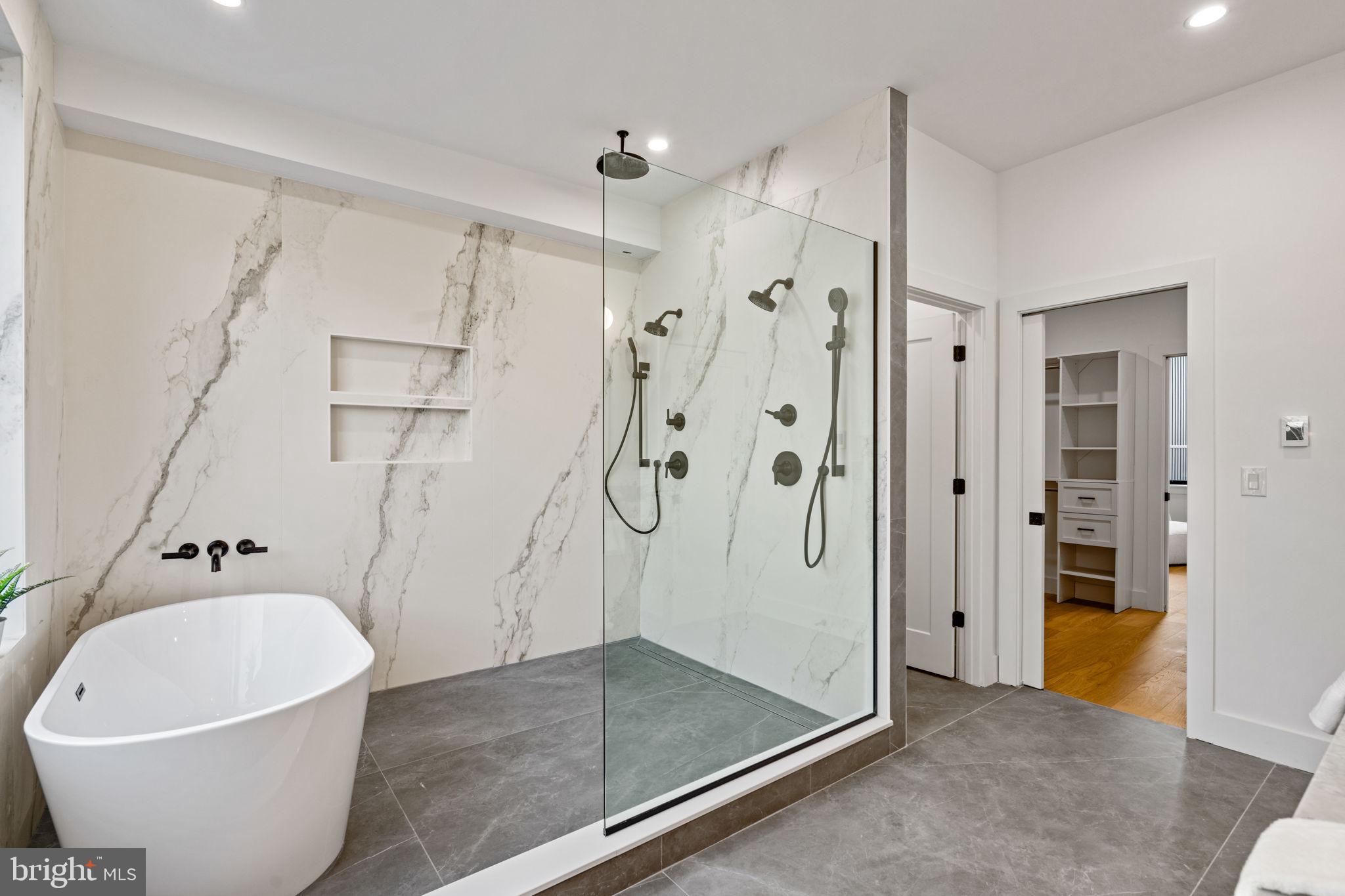 FAIRMOUNT - Residential