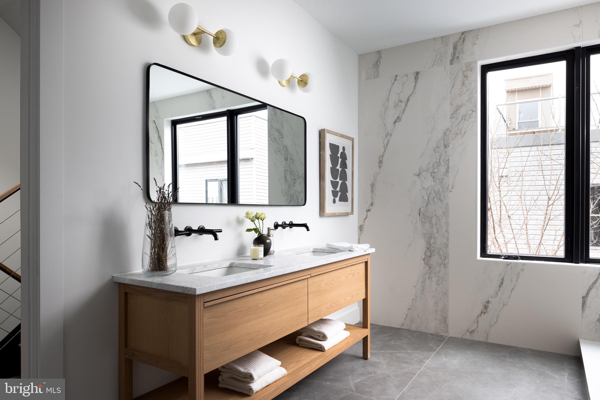 FAIRMOUNT - Residential