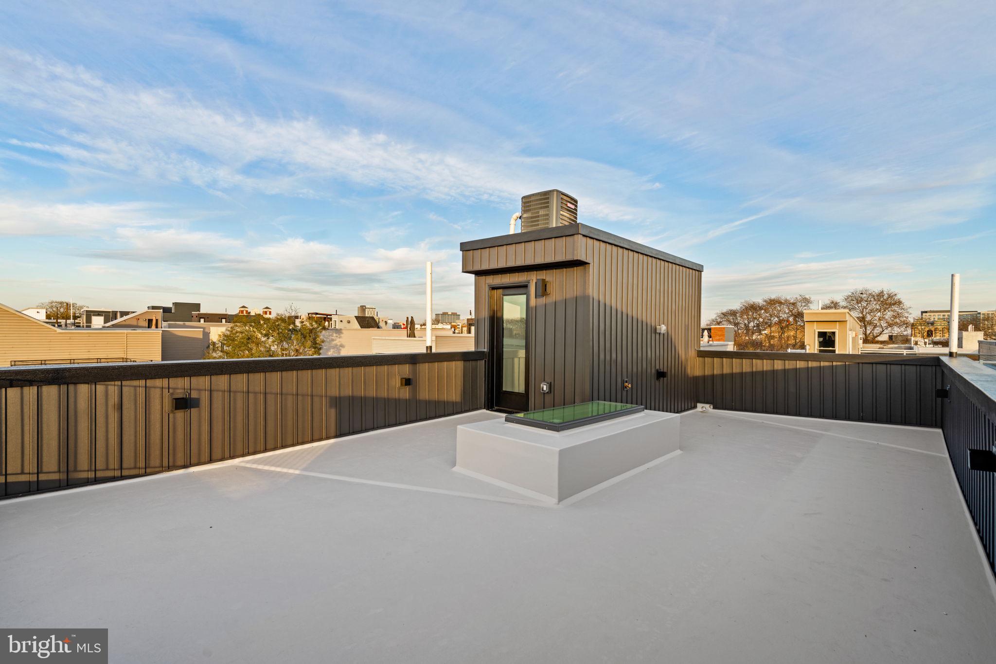 FAIRMOUNT - Residential