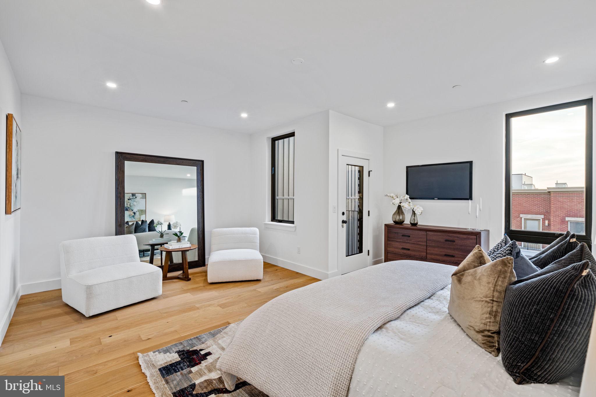 FAIRMOUNT - Residential