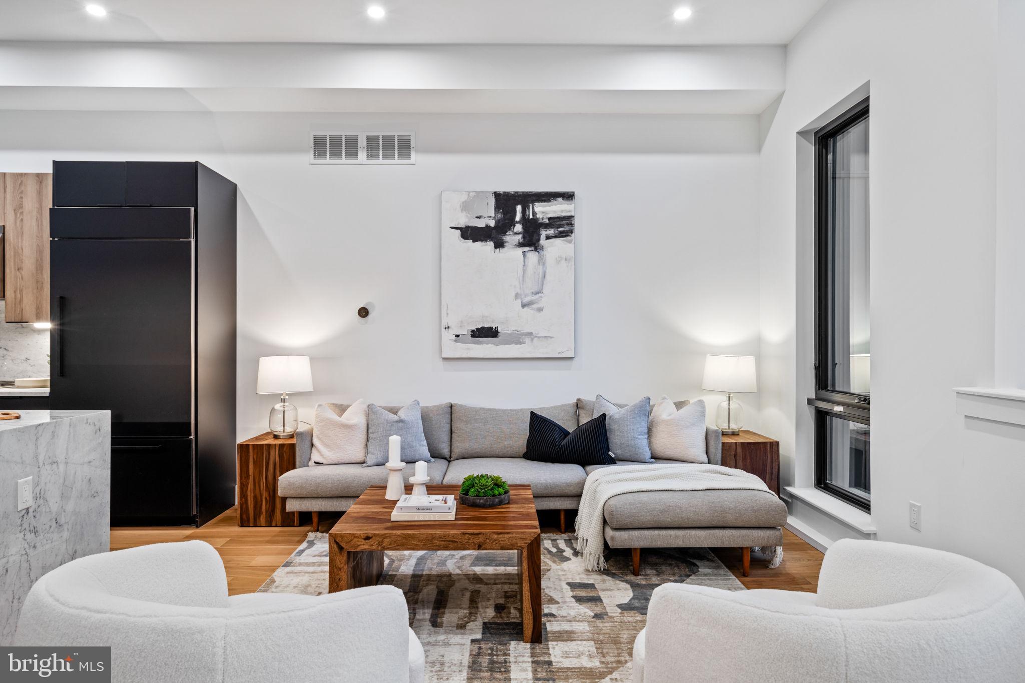 FAIRMOUNT - Residential