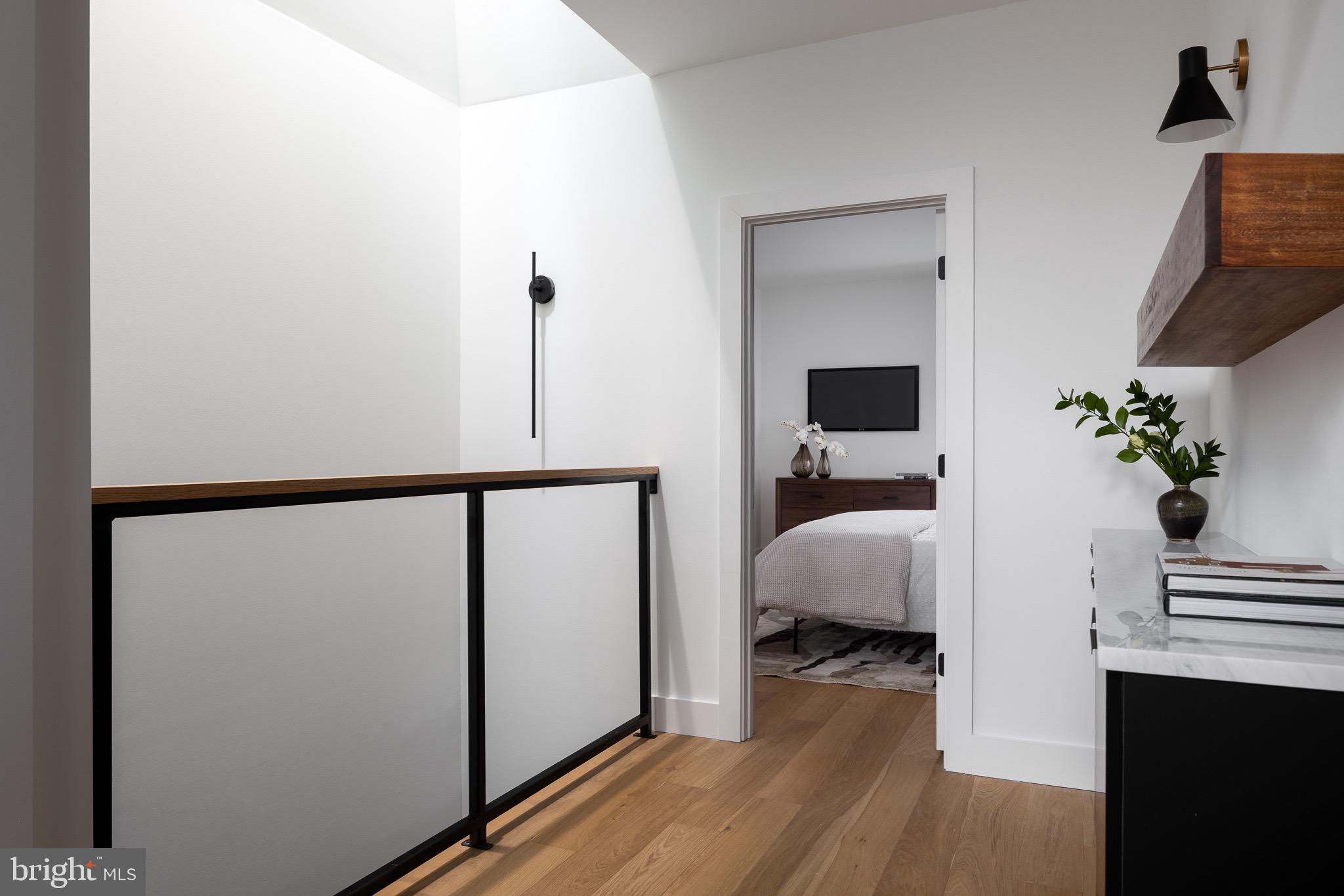 FAIRMOUNT - Residential