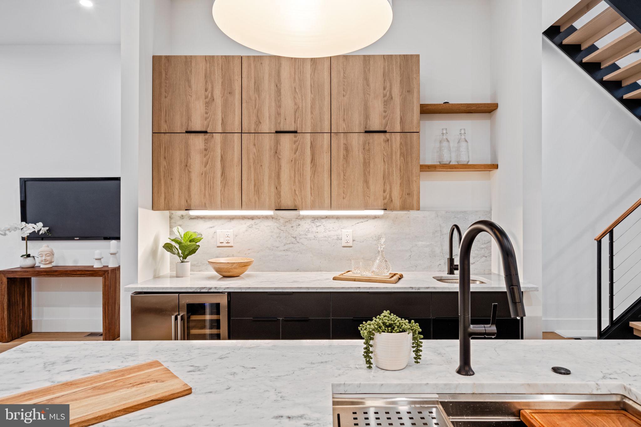 FAIRMOUNT - Residential