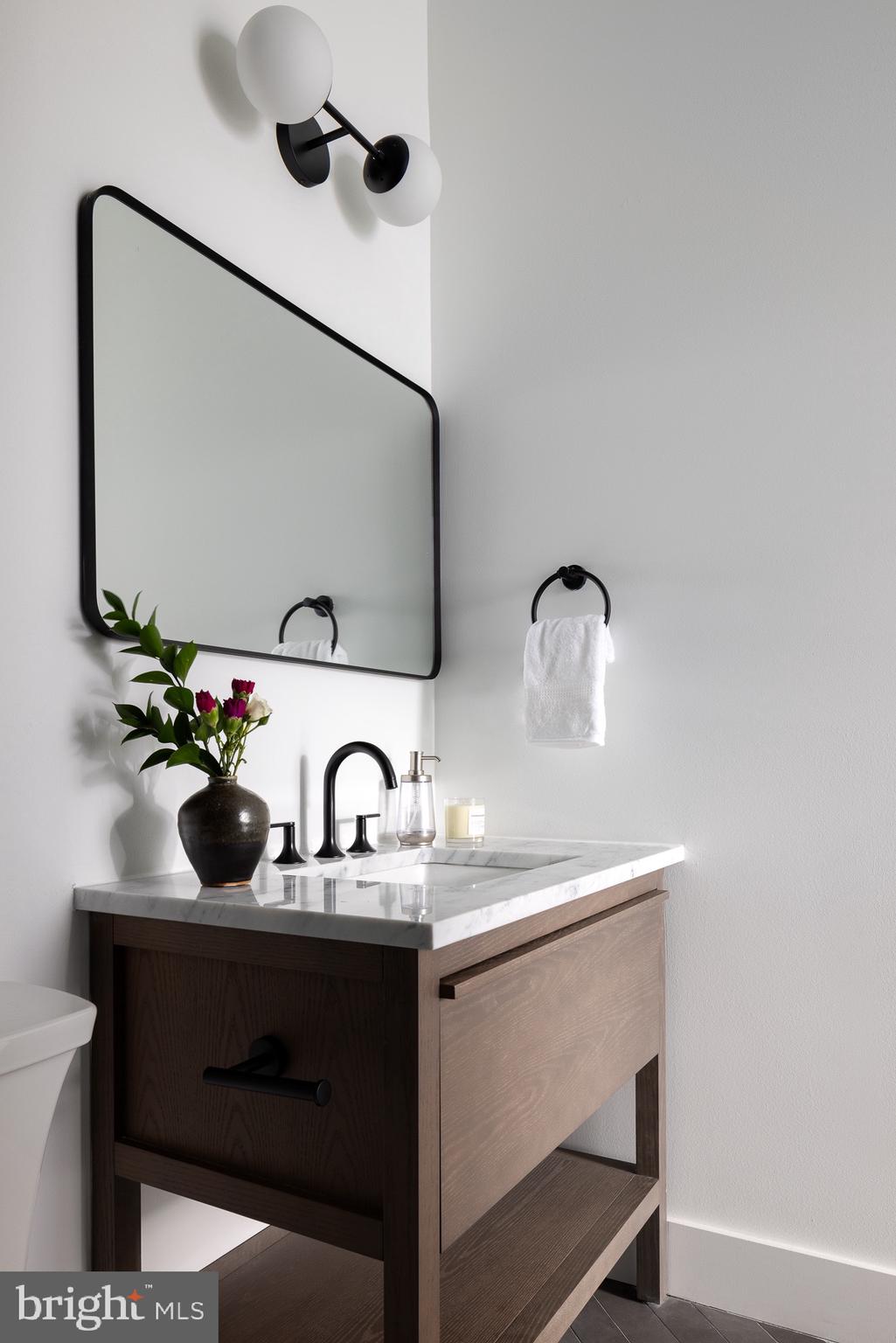 FAIRMOUNT - Residential