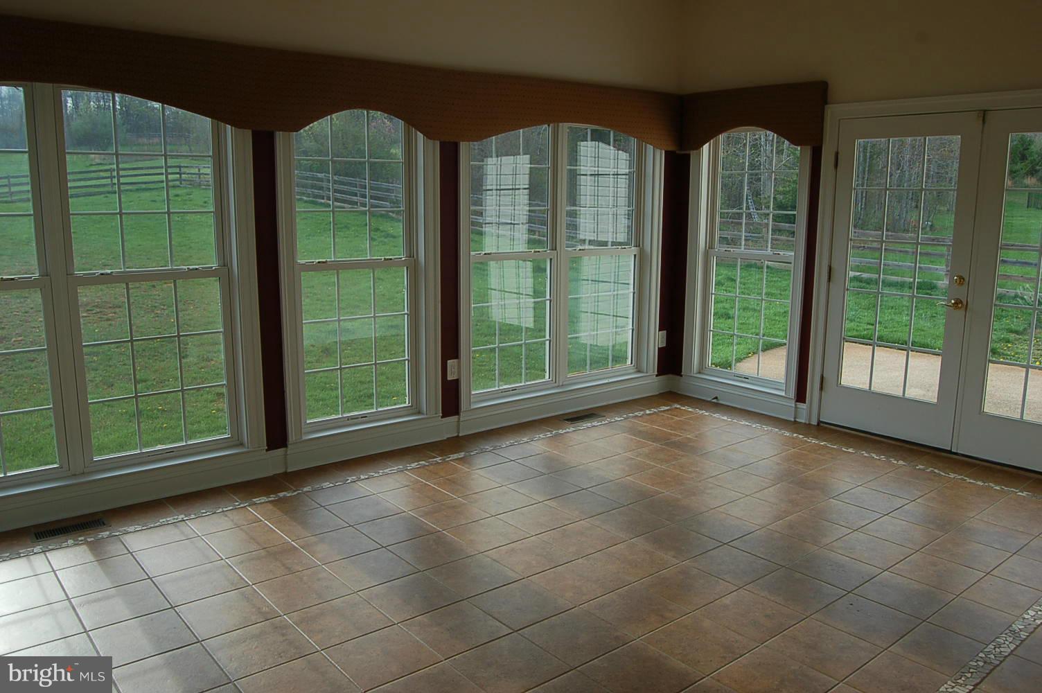 CHRISTY FARM - Residential