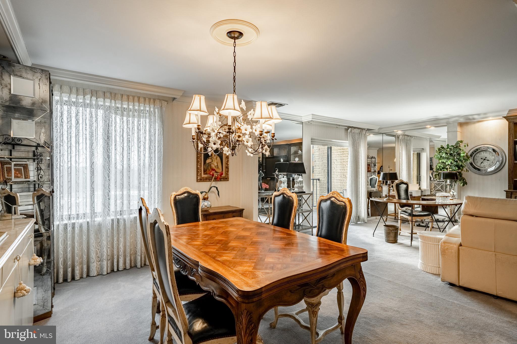 VALLEY FORGE TOWER - Residential