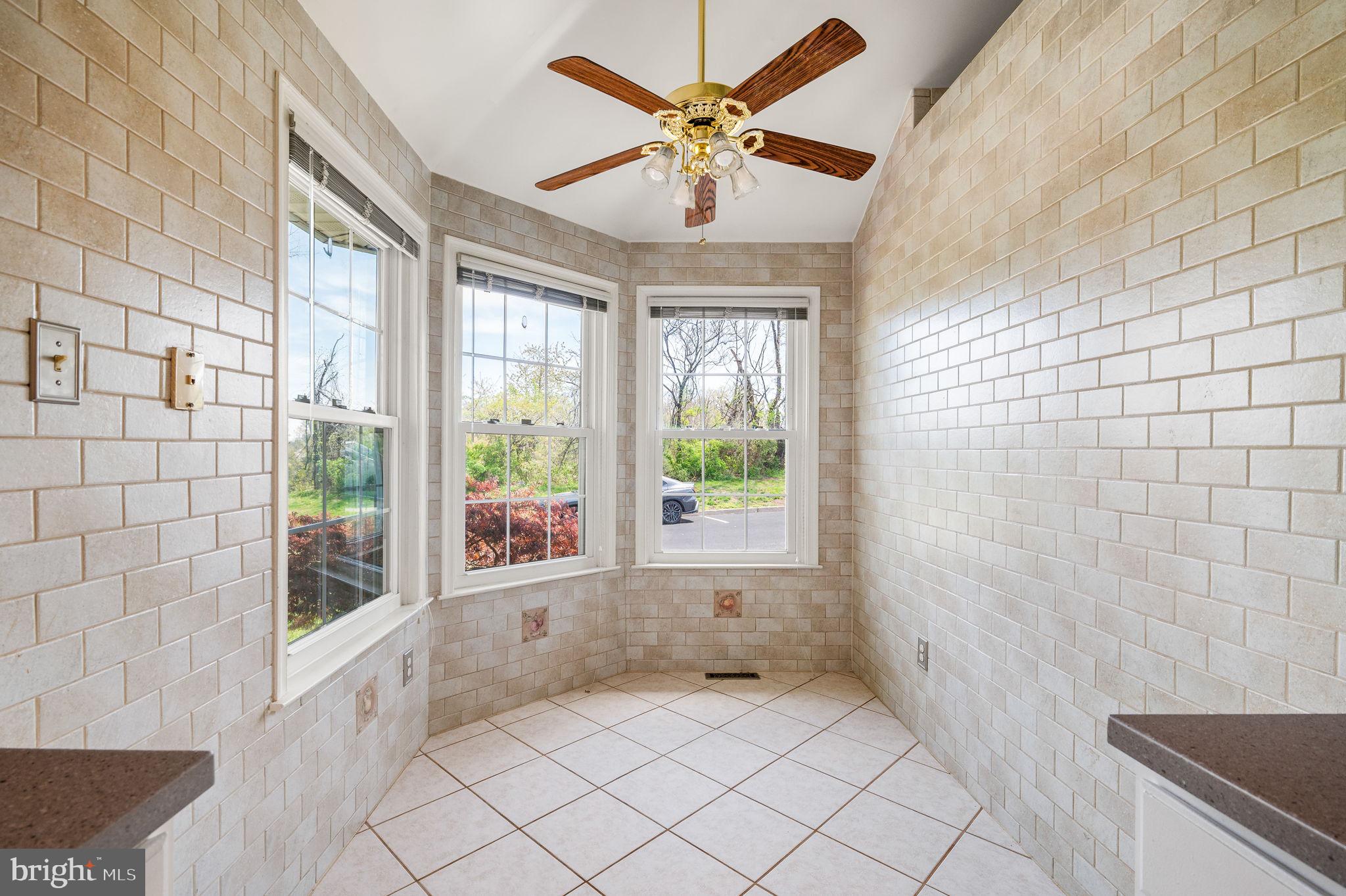 COVENTRY POINTE - Residential