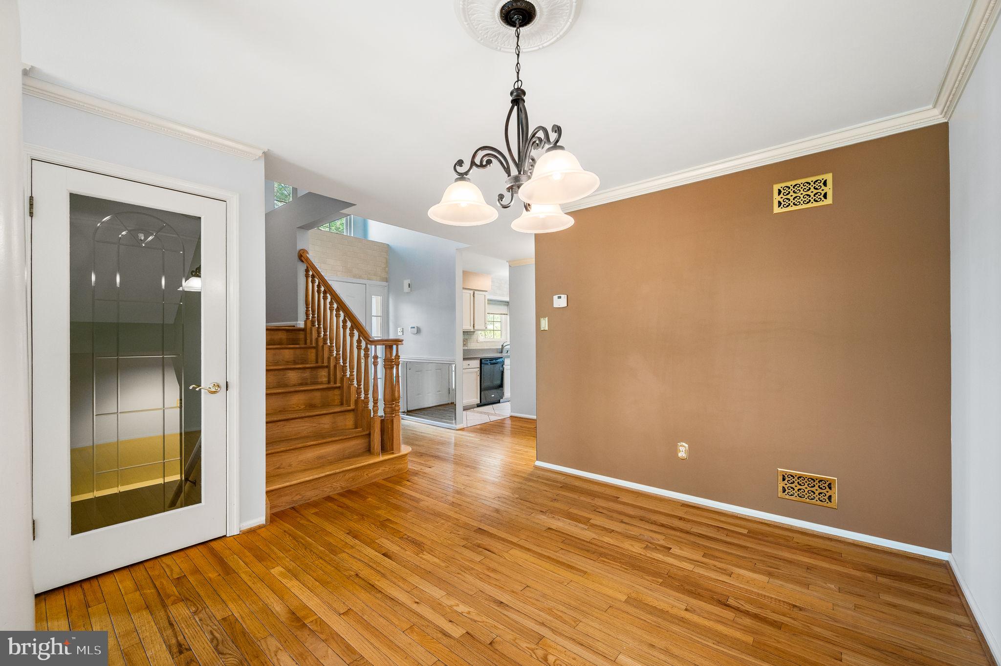 COVENTRY POINTE - Residential