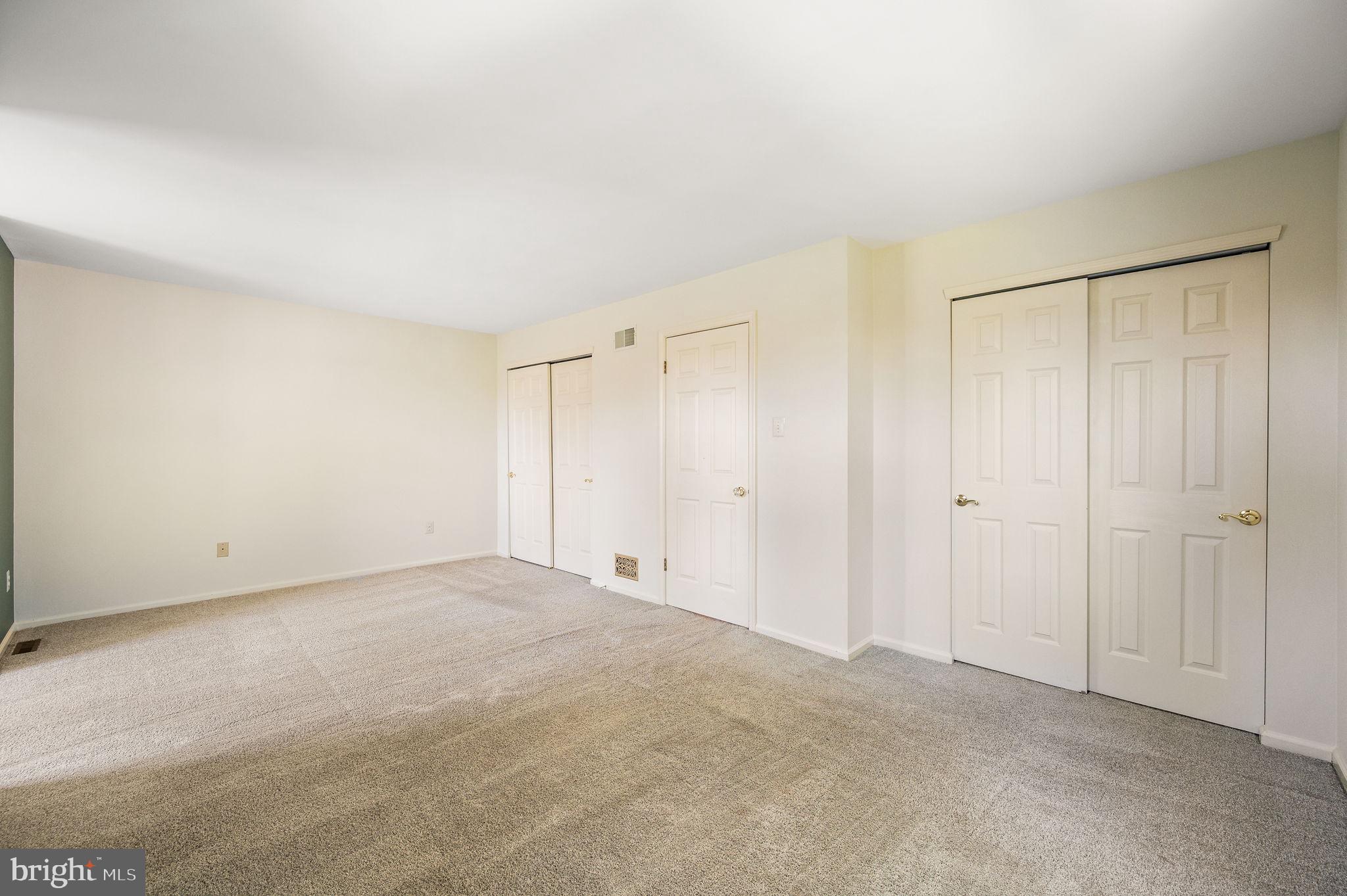 COVENTRY POINTE - Residential