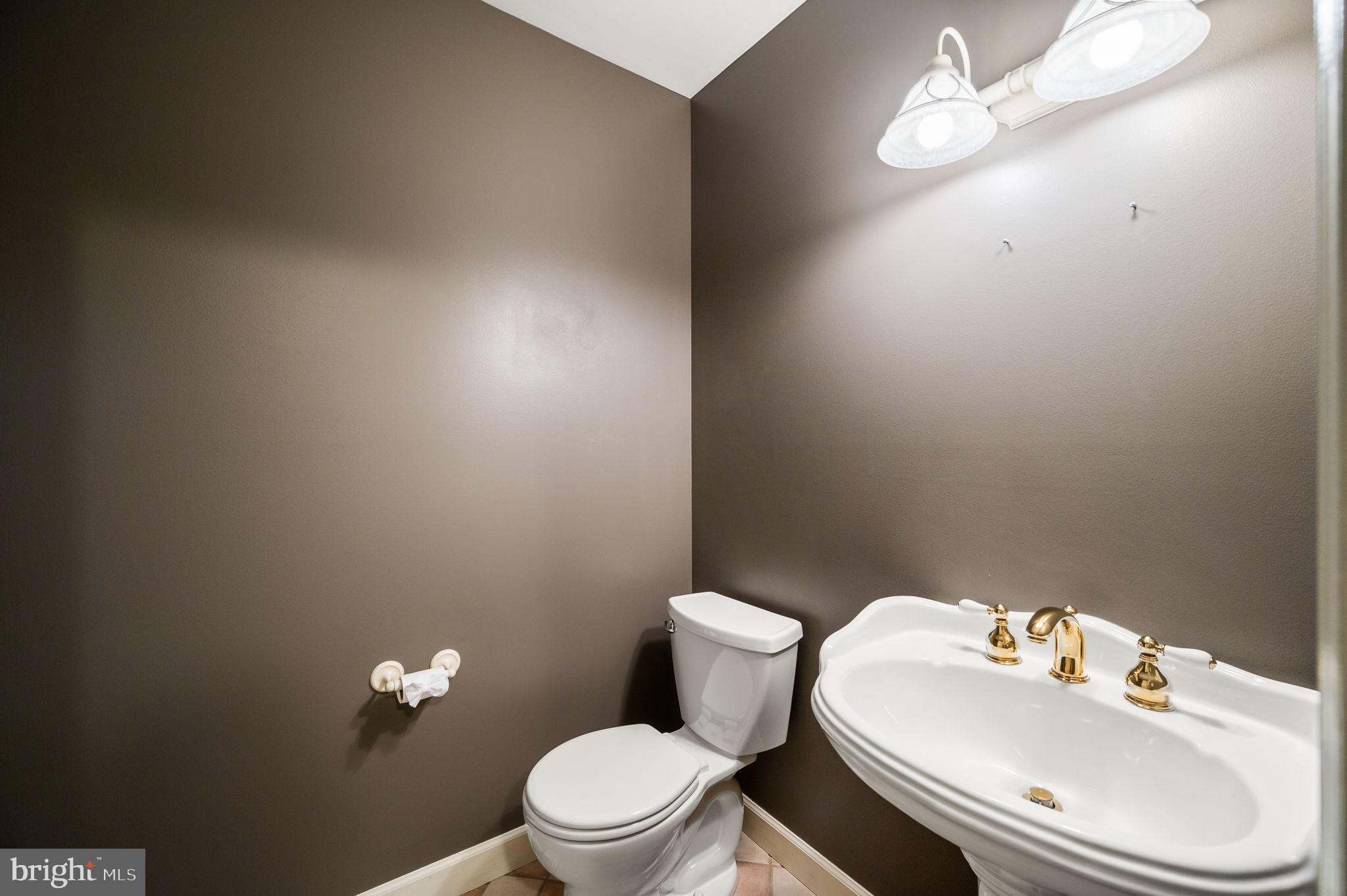 COVENTRY POINTE - Residential