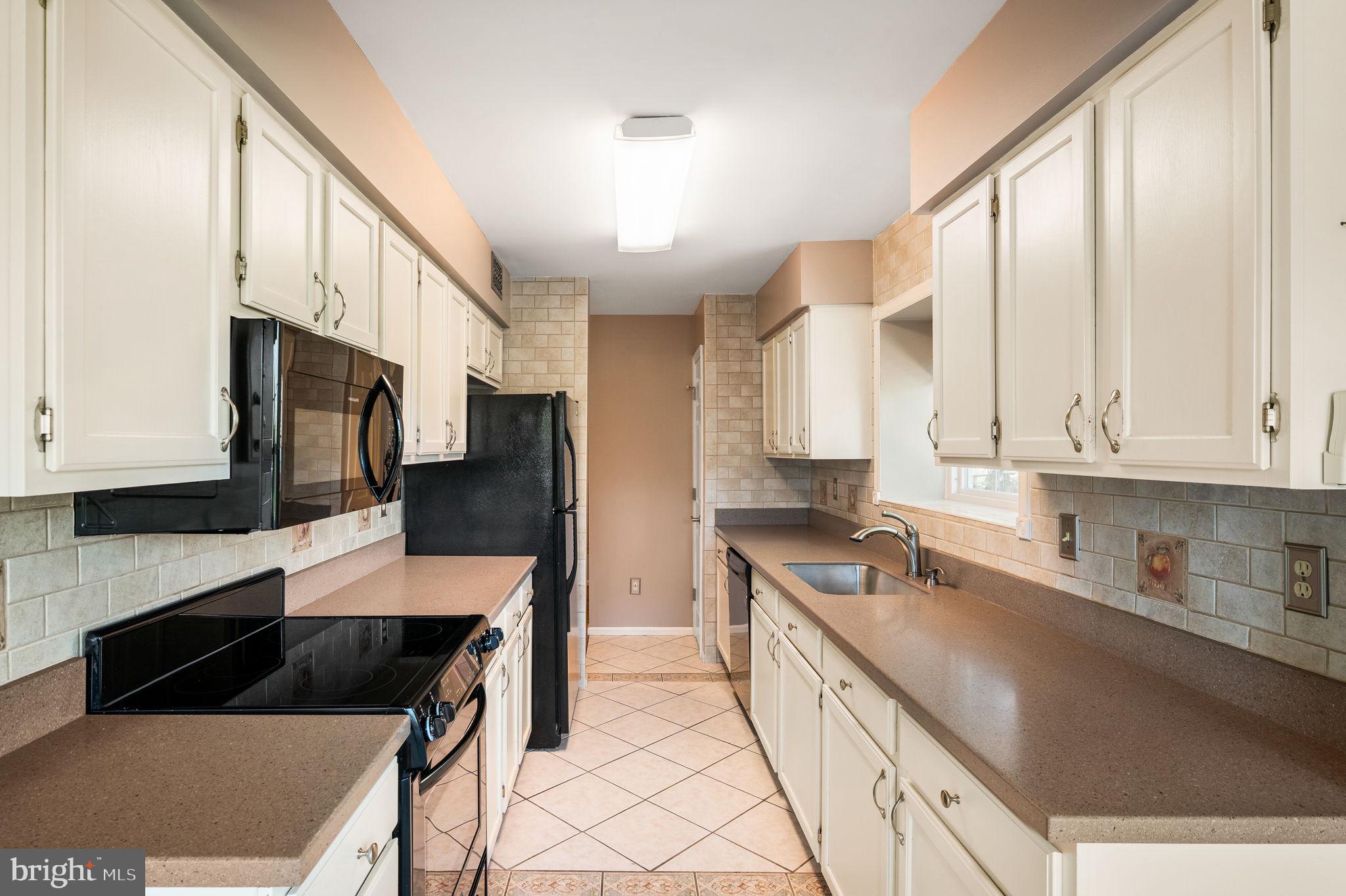 COVENTRY POINTE - Residential