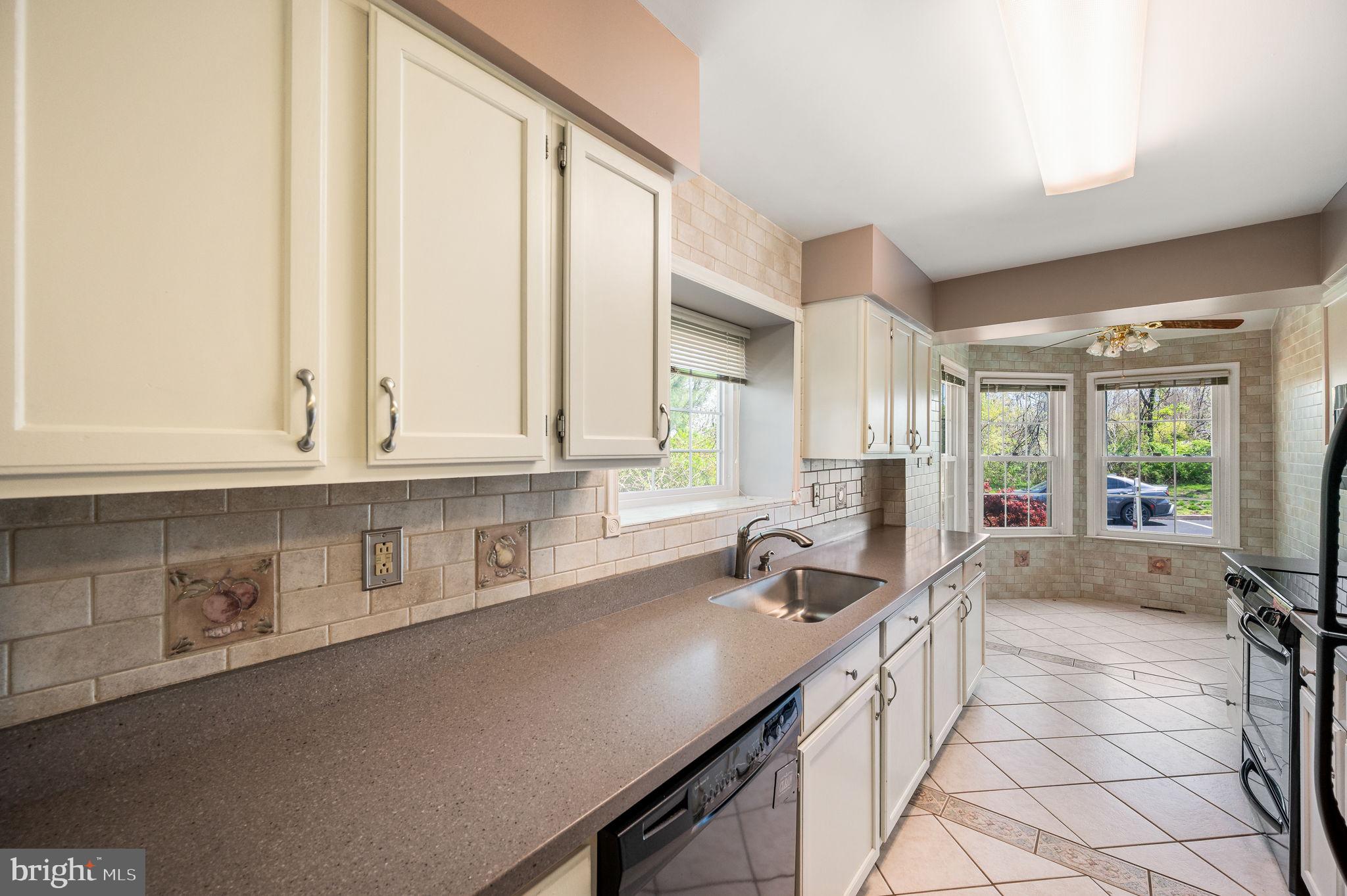 COVENTRY POINTE - Residential