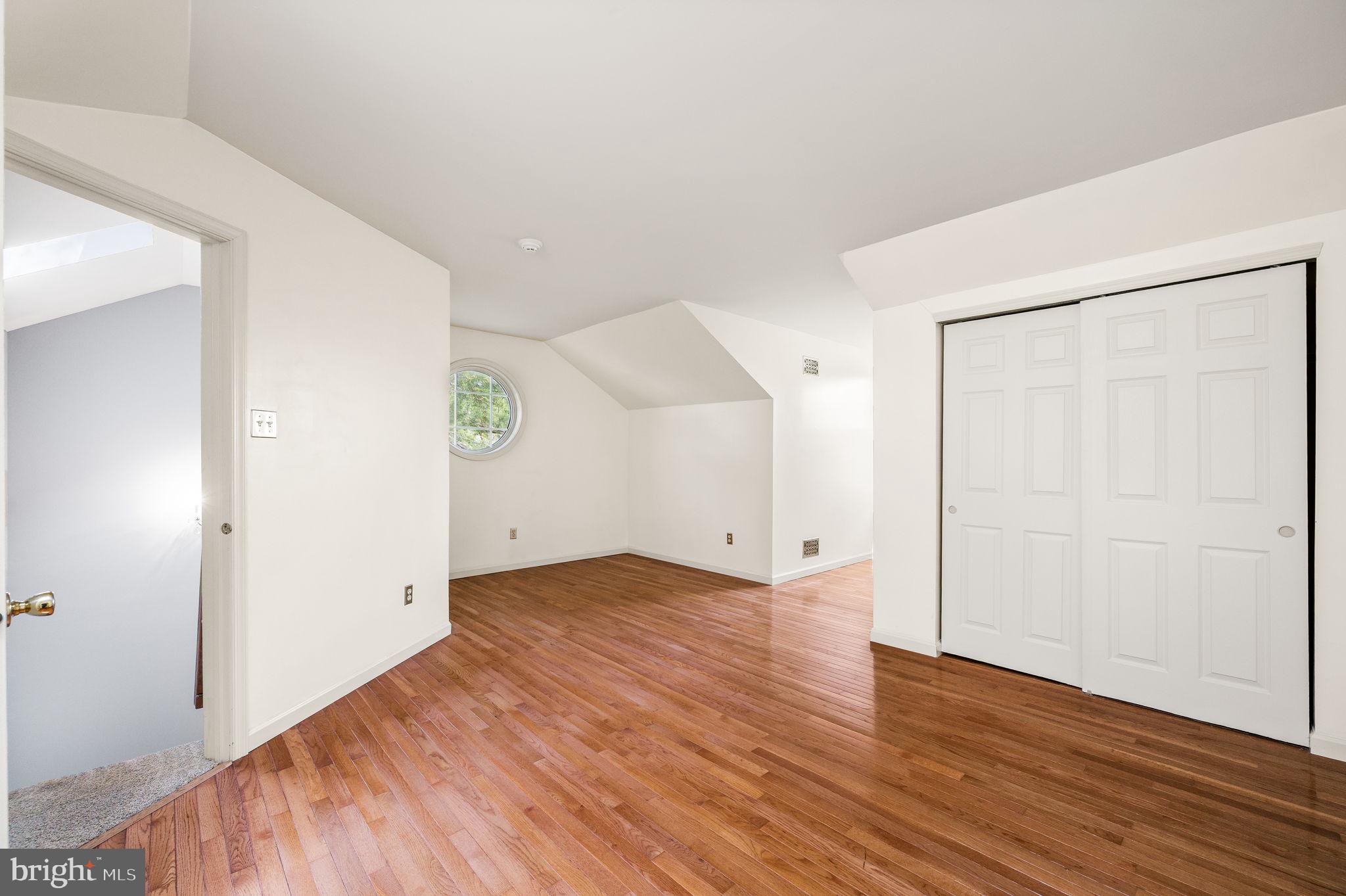 COVENTRY POINTE - Residential