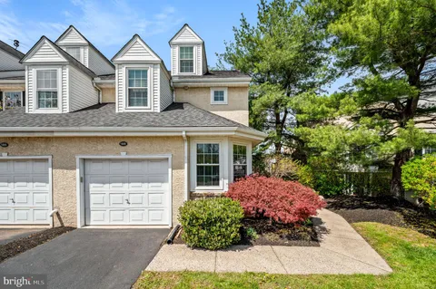 1606 Coventry Pointe Lane Unit 16-6, Pottstown, PA MLS: PACT2095758