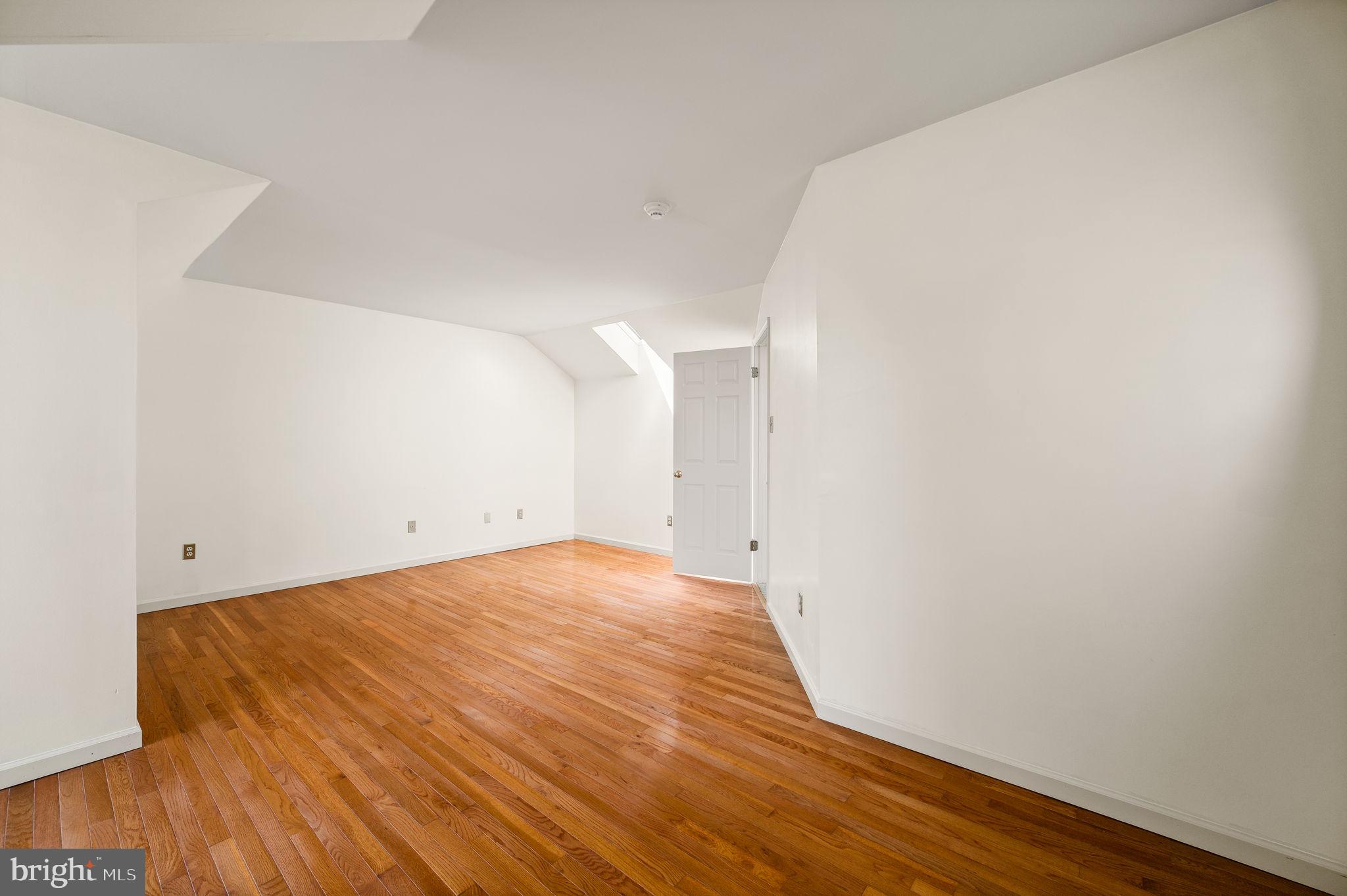 COVENTRY POINTE - Residential