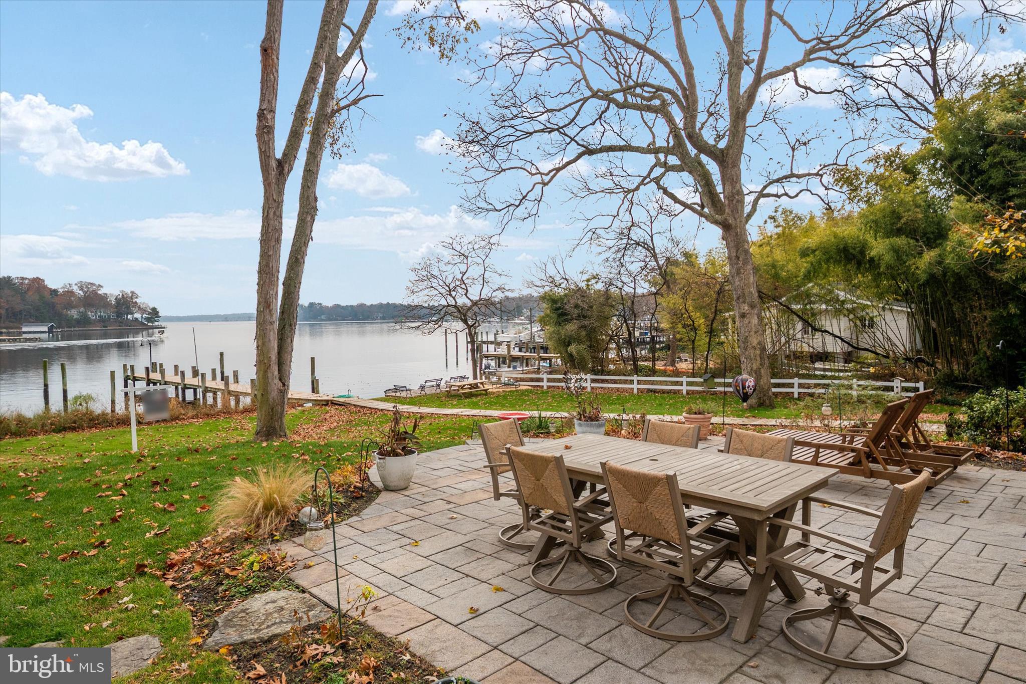 MAGOTHY BEACH - Residential