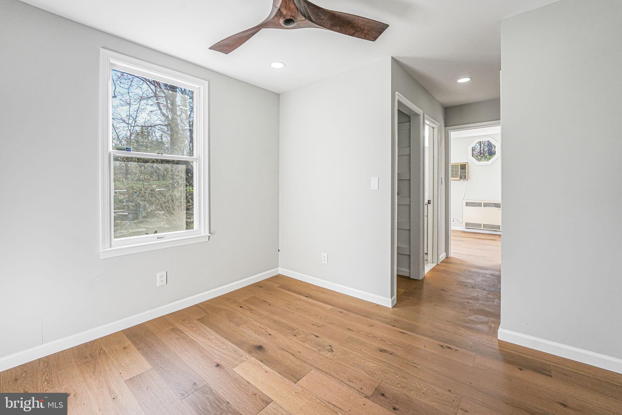 FAIRFAX ACRES - Residential