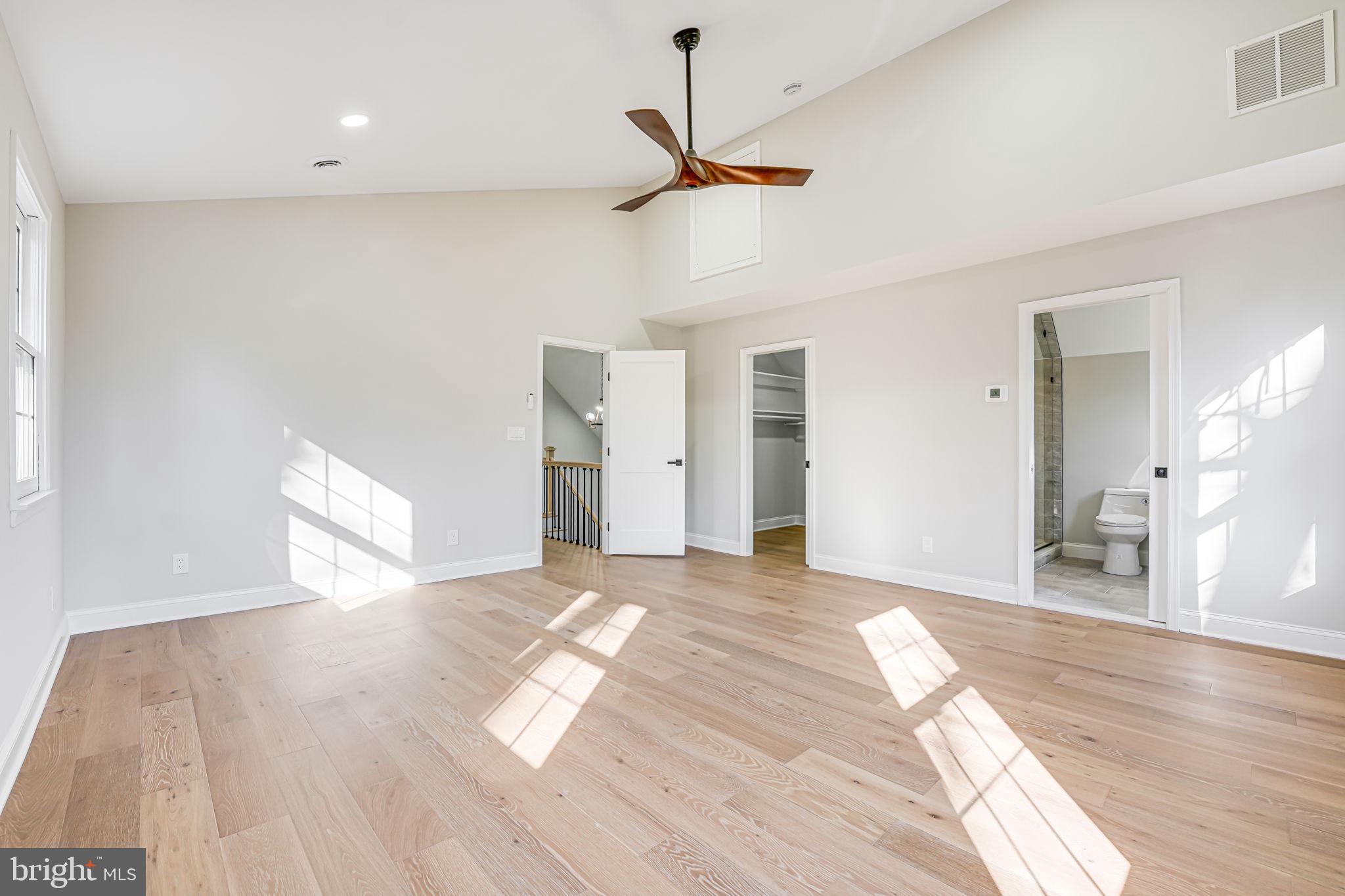 FAIRFAX ACRES - Residential