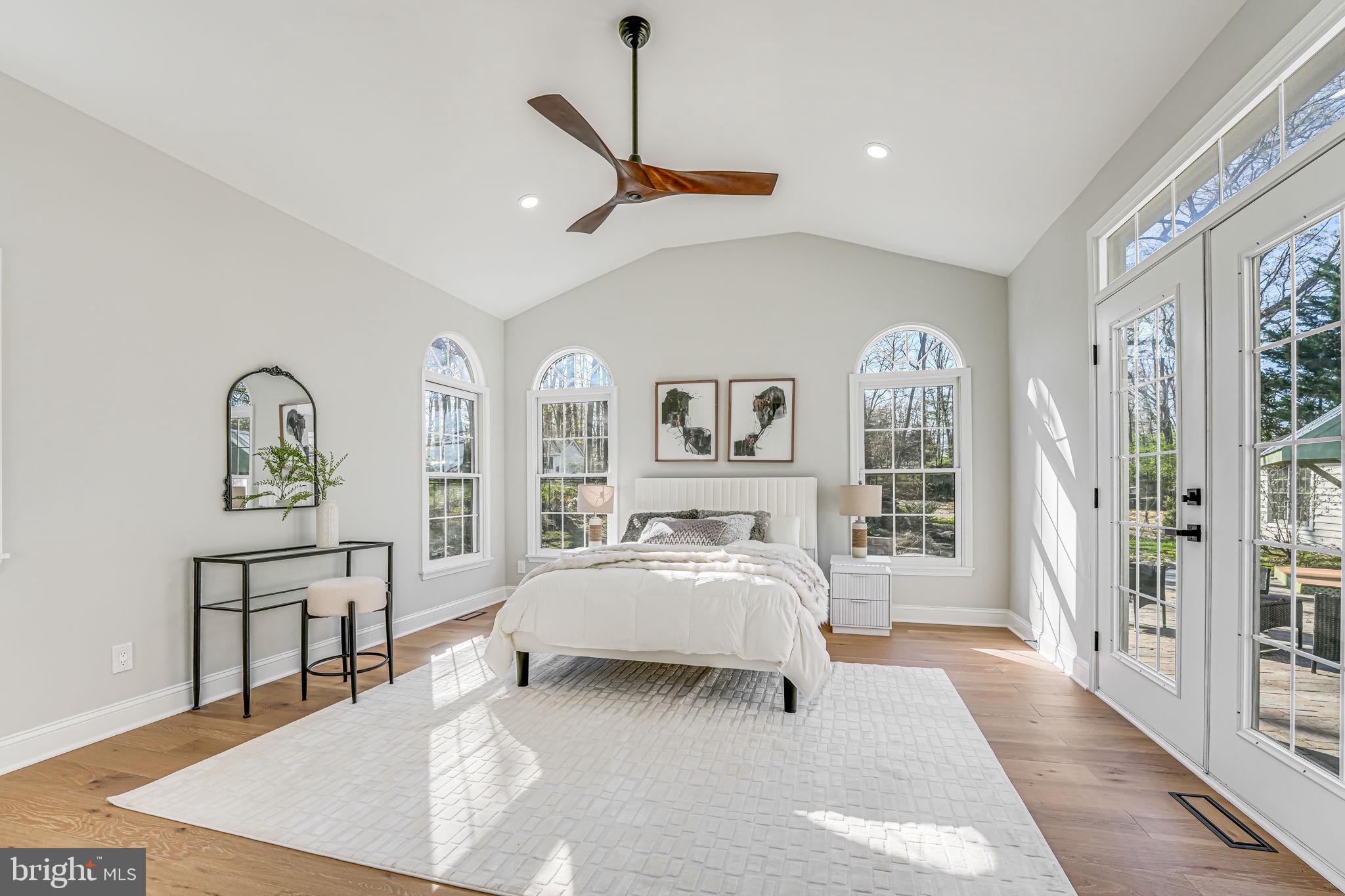 FAIRFAX ACRES - Residential