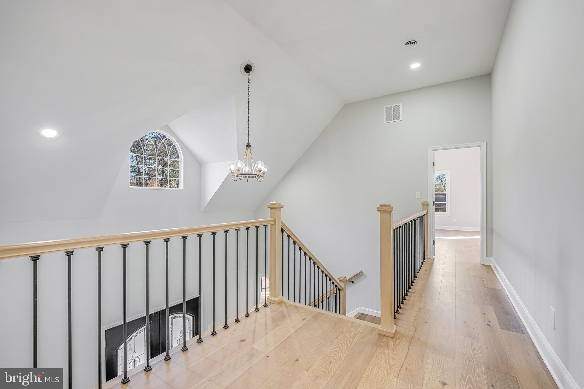 FAIRFAX ACRES - Residential