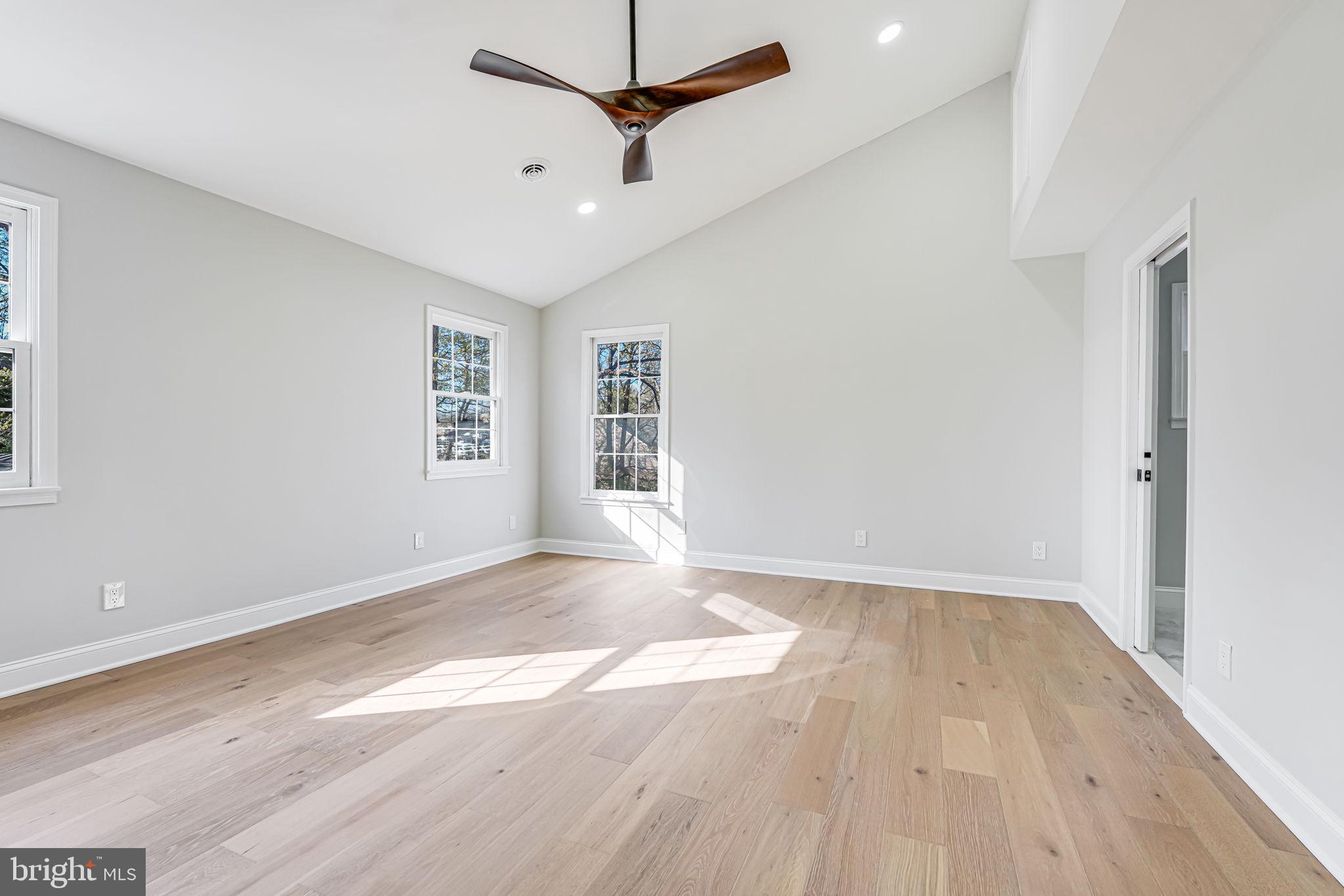 FAIRFAX ACRES - Residential