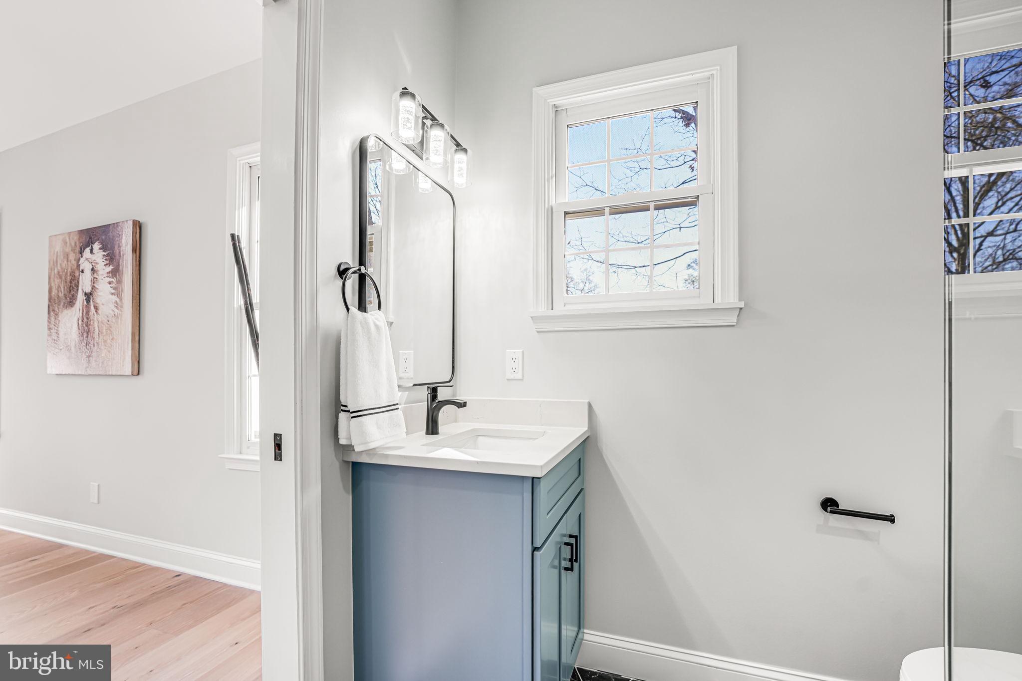 FAIRFAX ACRES - Residential