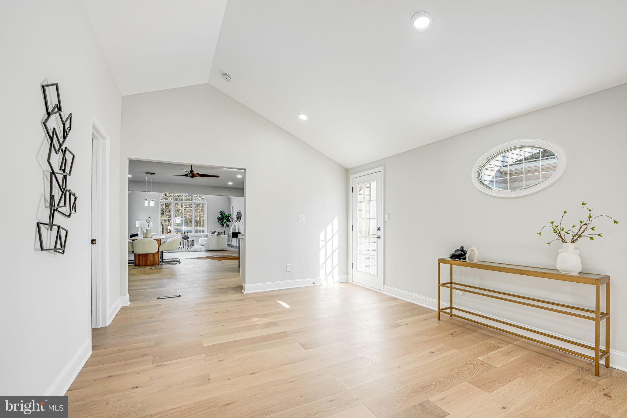 FAIRFAX ACRES - Residential