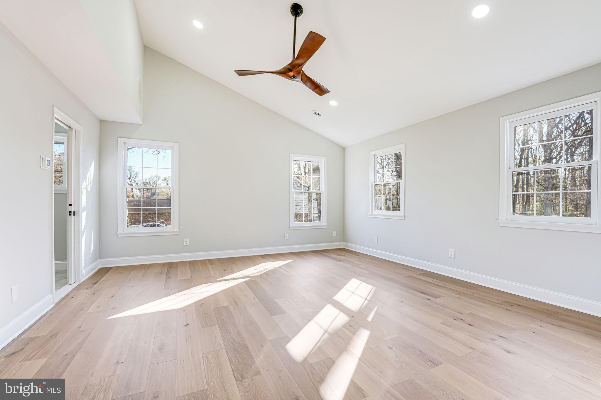 FAIRFAX ACRES - Residential