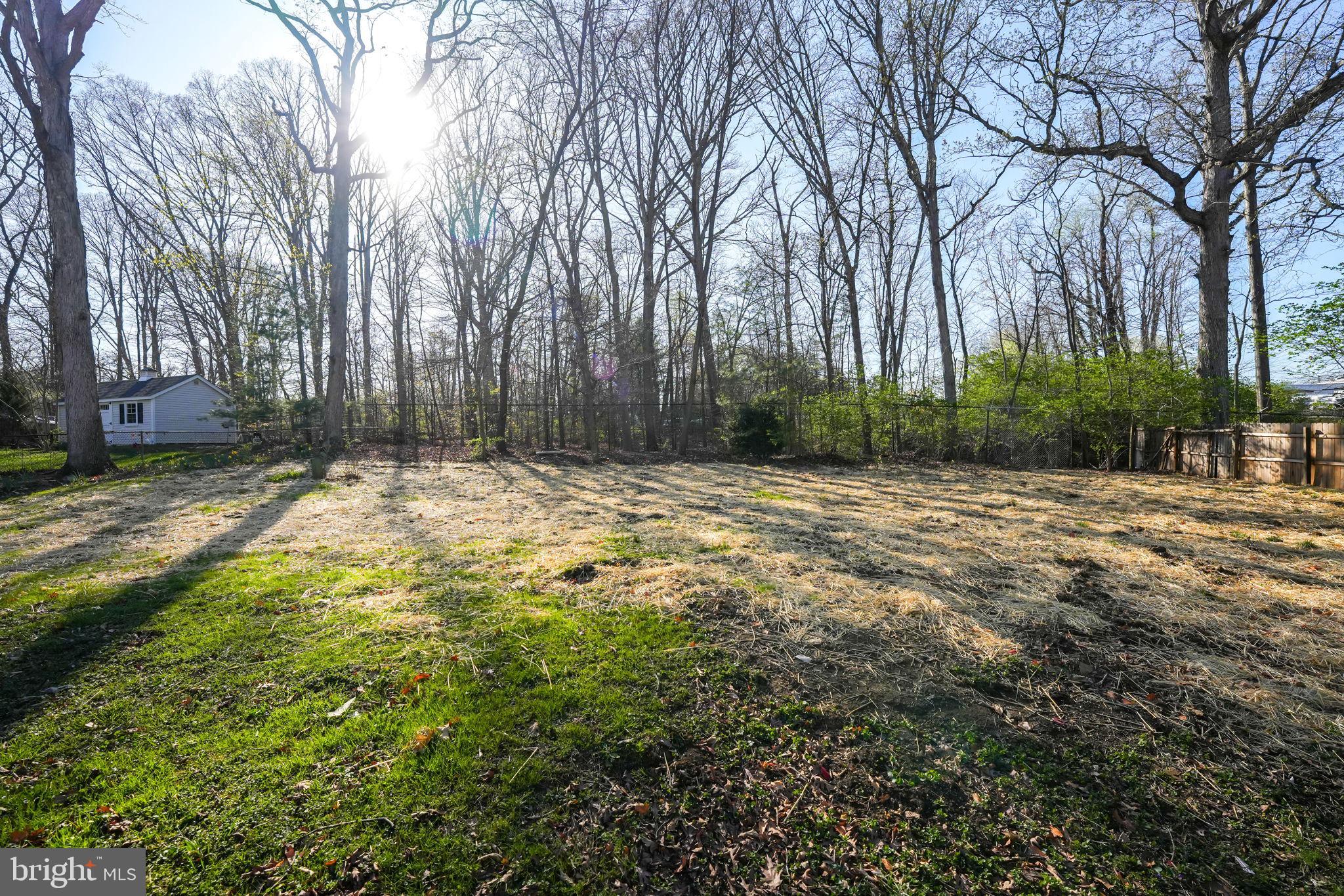 FAIRFAX ACRES - Residential