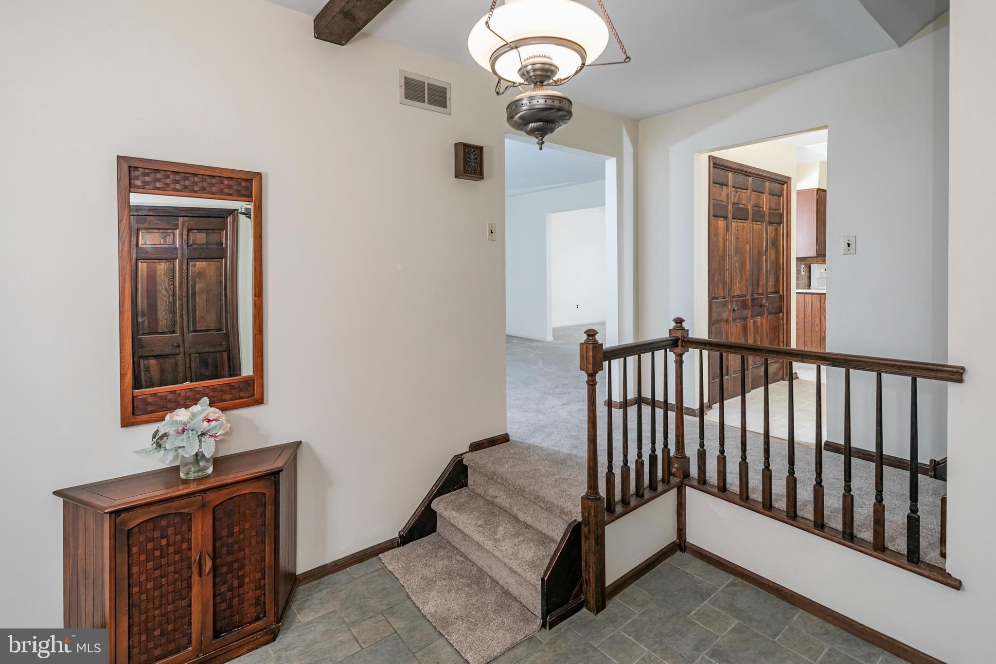 154 LAMBERTVILLE-HOPEWELL