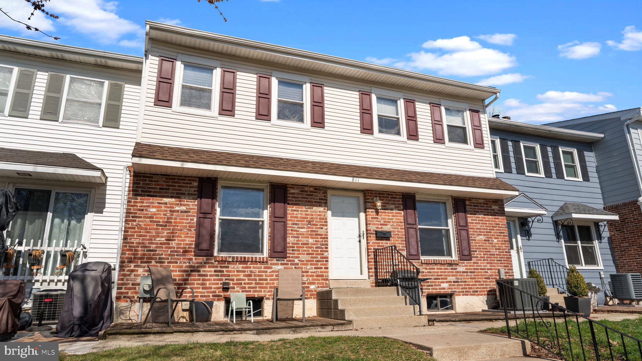 WHITPAIN HILLS - Residential