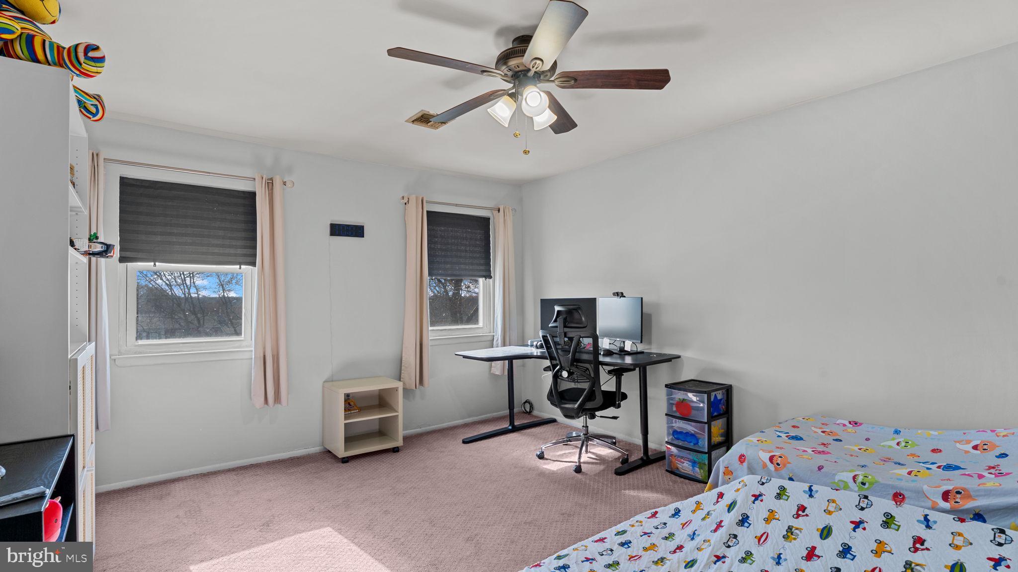 WHITPAIN HILLS - Residential