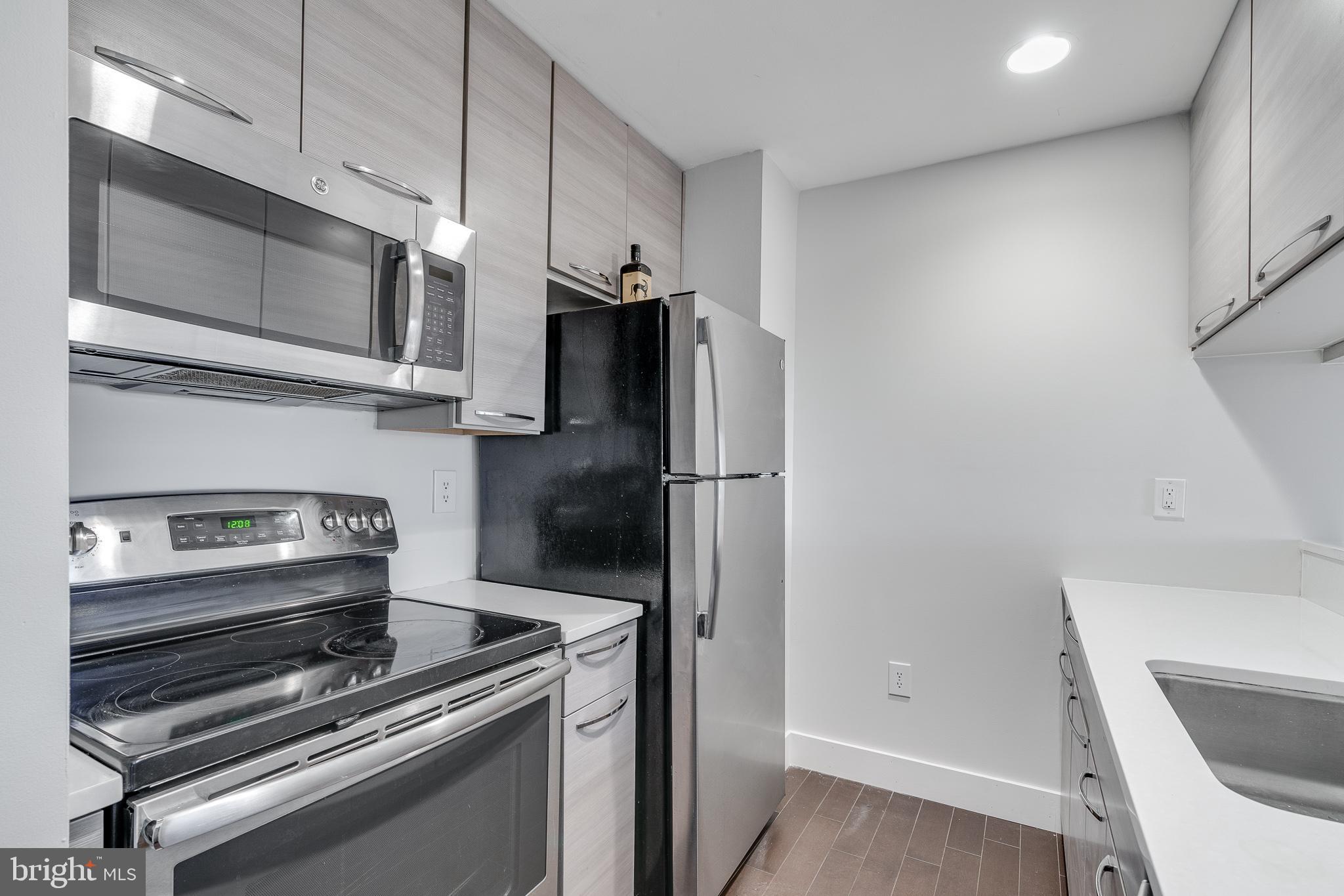 FAIRMOUNT - Residential