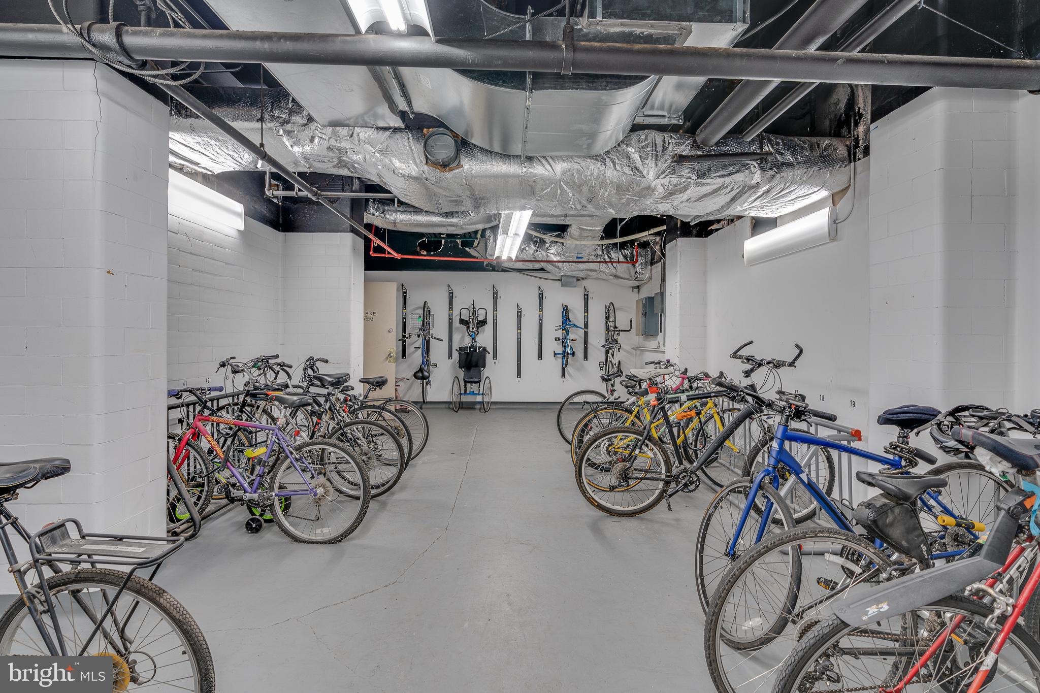 FAIRMOUNT - Residential