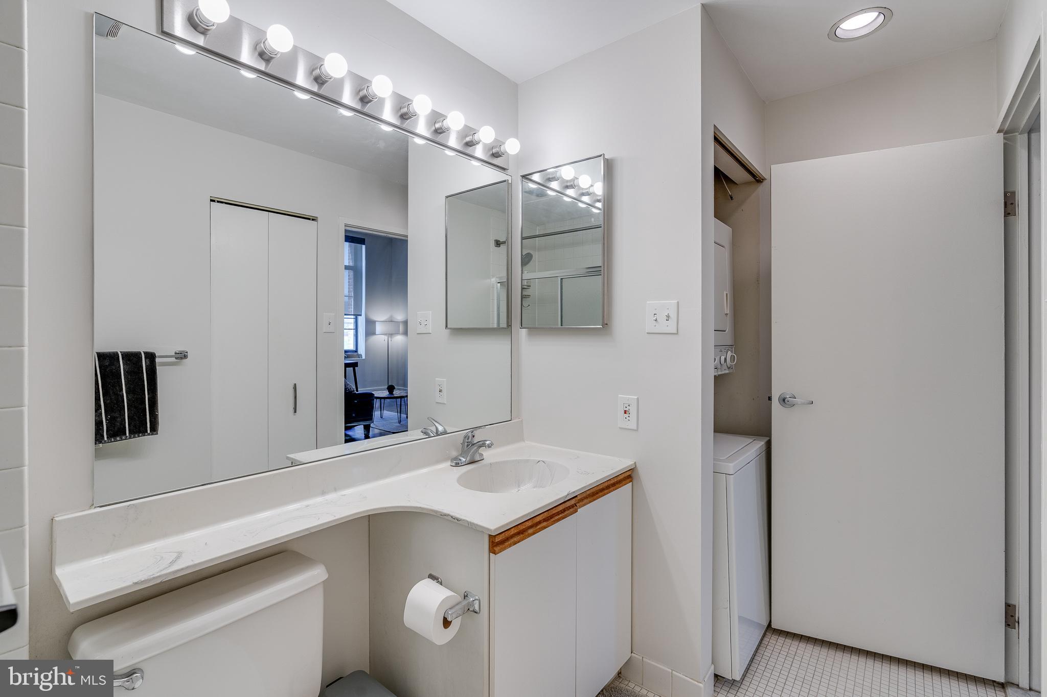 FAIRMOUNT - Residential