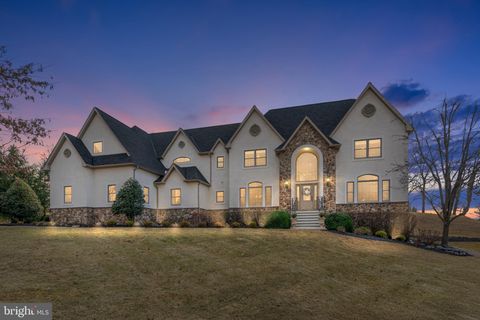 1460 JAKES PLACE HELLERTOWN PA 18055