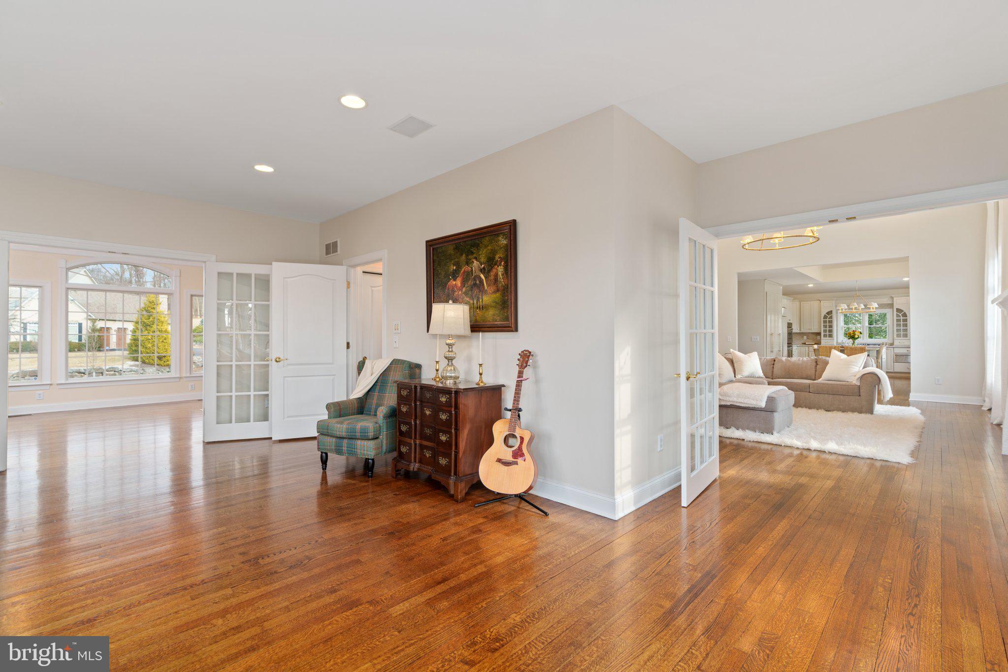 SADDLE RIDGE - Residential